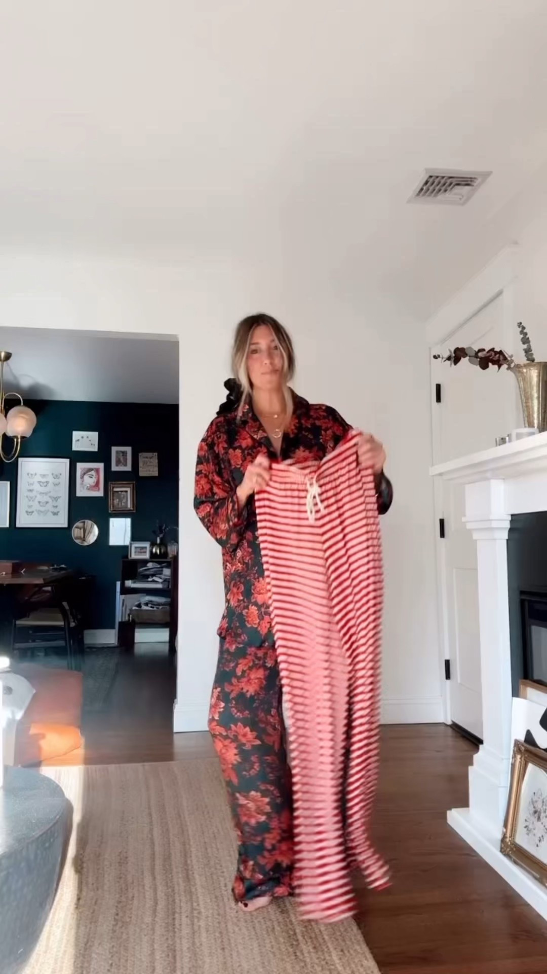 Cozy holiday pajamas // set! 