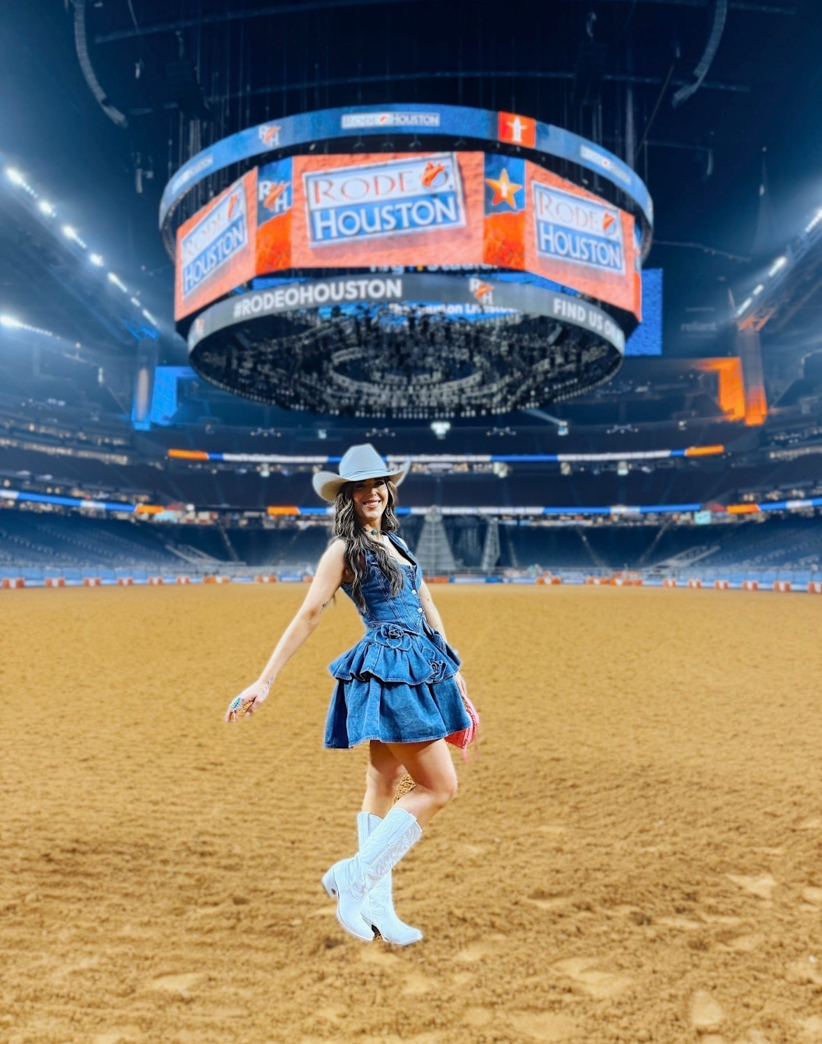 SUCH a perfect rodeo fit 🤠
Updated vest, same style 💛💛

