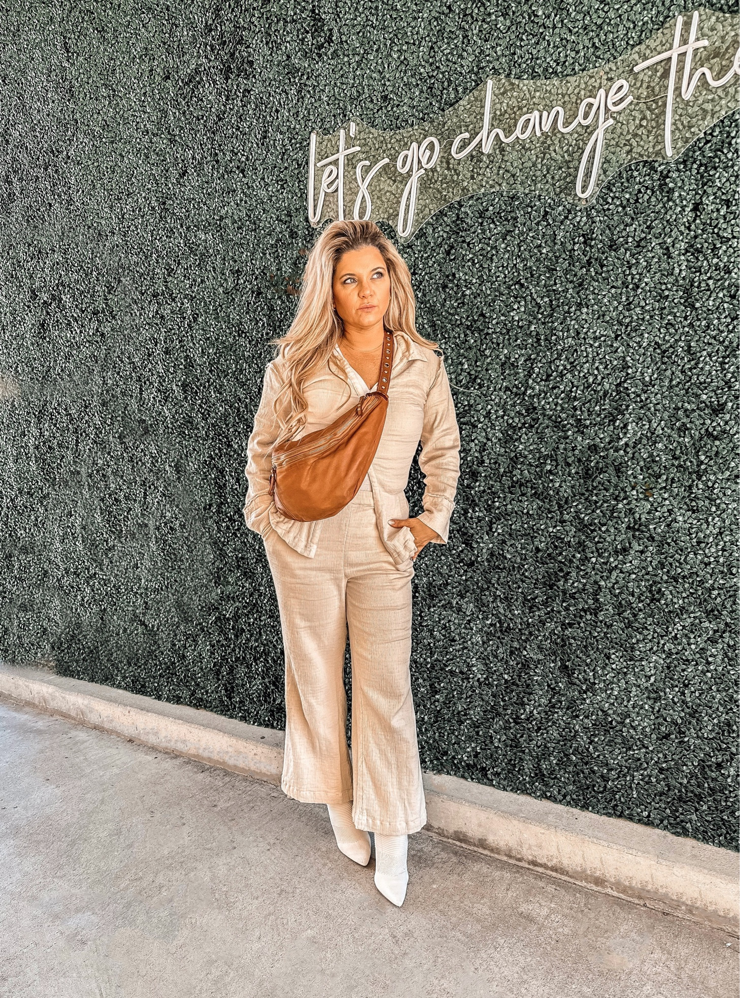 The most spacious sling bag for Mommas ✨ Linked all my personal favorites 🫶🏻

This brand has buttery soft Italian crafted leather bag in various colors. Each one is made with convenient pockets and adjustable straps for easy organization that are perfect for today’s casual lifestyle.

💥 They’re know for selling at stores like Free People & Dillard’s 💥 #Luxury

#ad @Shop.LTK #liketkit 
Liketk.it/bolsanovahandbags
@bolsa_nova_handbags
#bolsanovahandbags

#LTKFind #LTKbrasil #LTKitbag