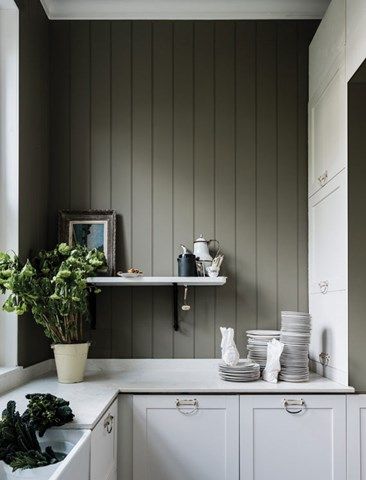 Treron | Farrow & Ball (Global)