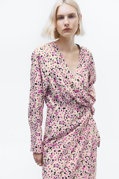 Wickelkleid mit Bindedetail - Helles Pistaziengrün - Ladies | H&M AT | H&M (DE, AT, CH, NL, FI)