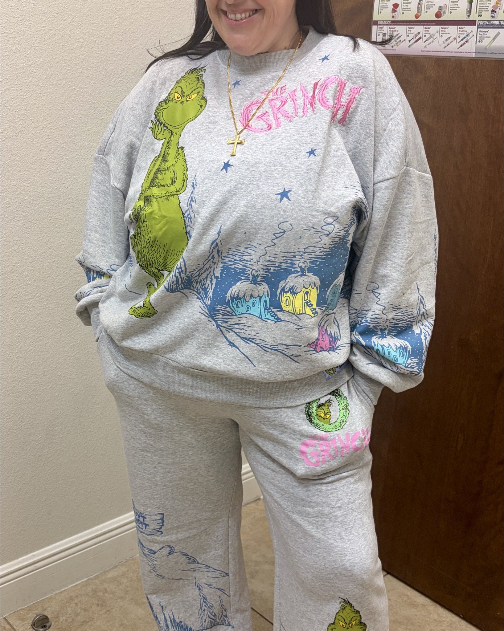 My grinch sweat suit 