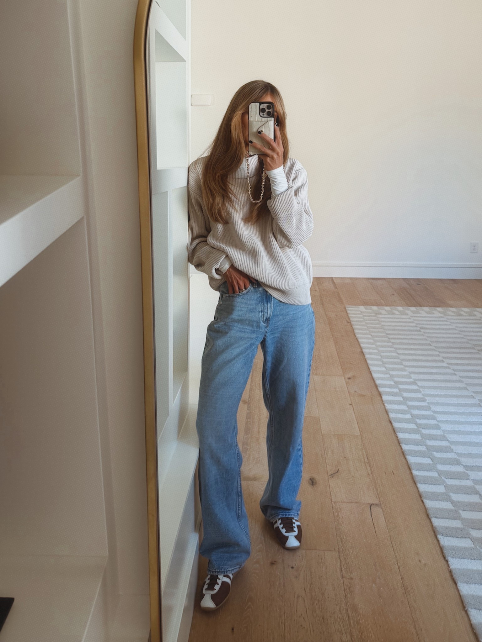 This sweater is a men’s and I’m wearing size small 