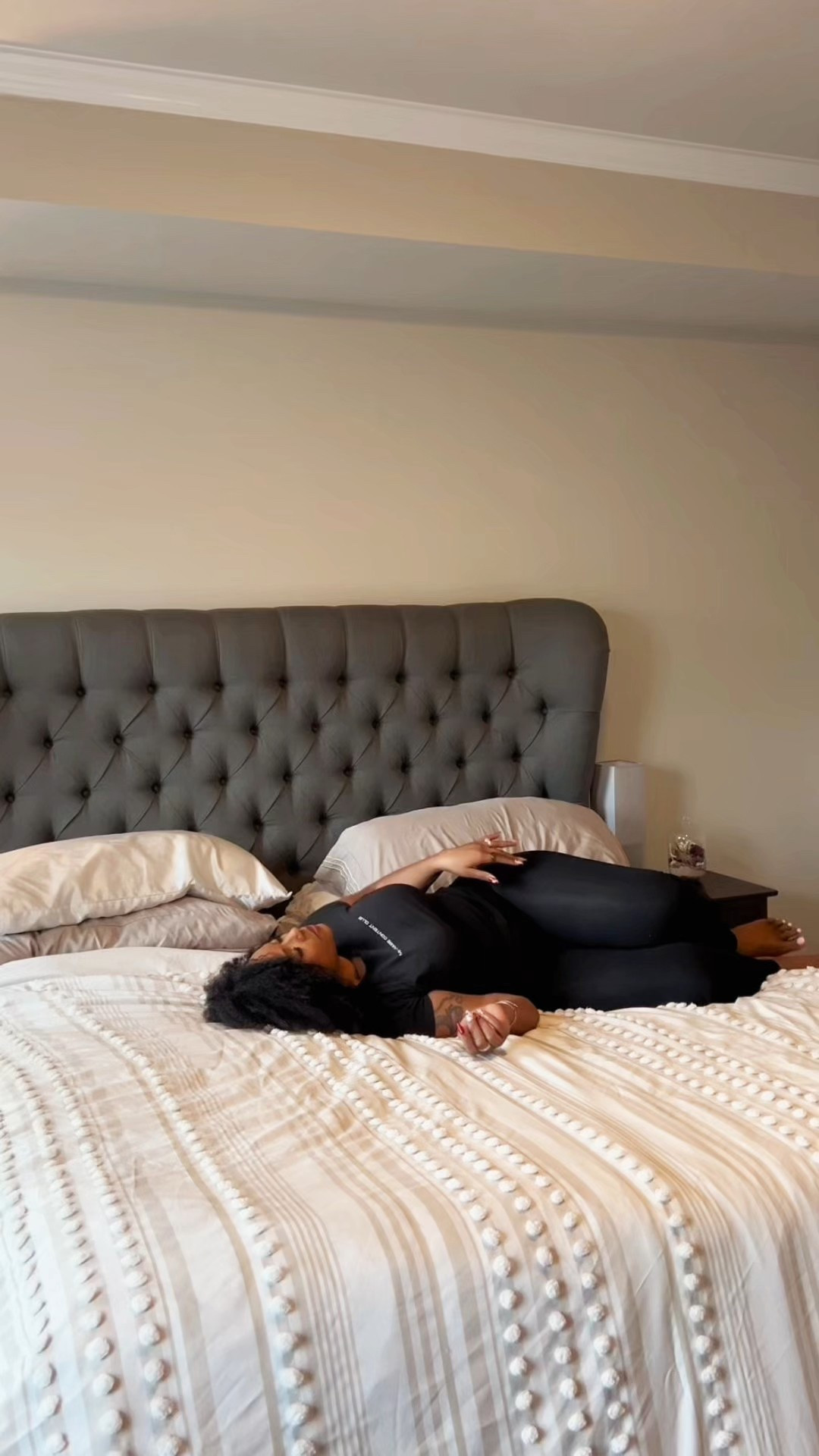 Time to freshen up my space 🤍 a new bed comforter can change the vibe instantly ✨ this one is so cute and comes with matching pillowcases 

#LTKHome #LTKSeasonal #LTKdayinmylife