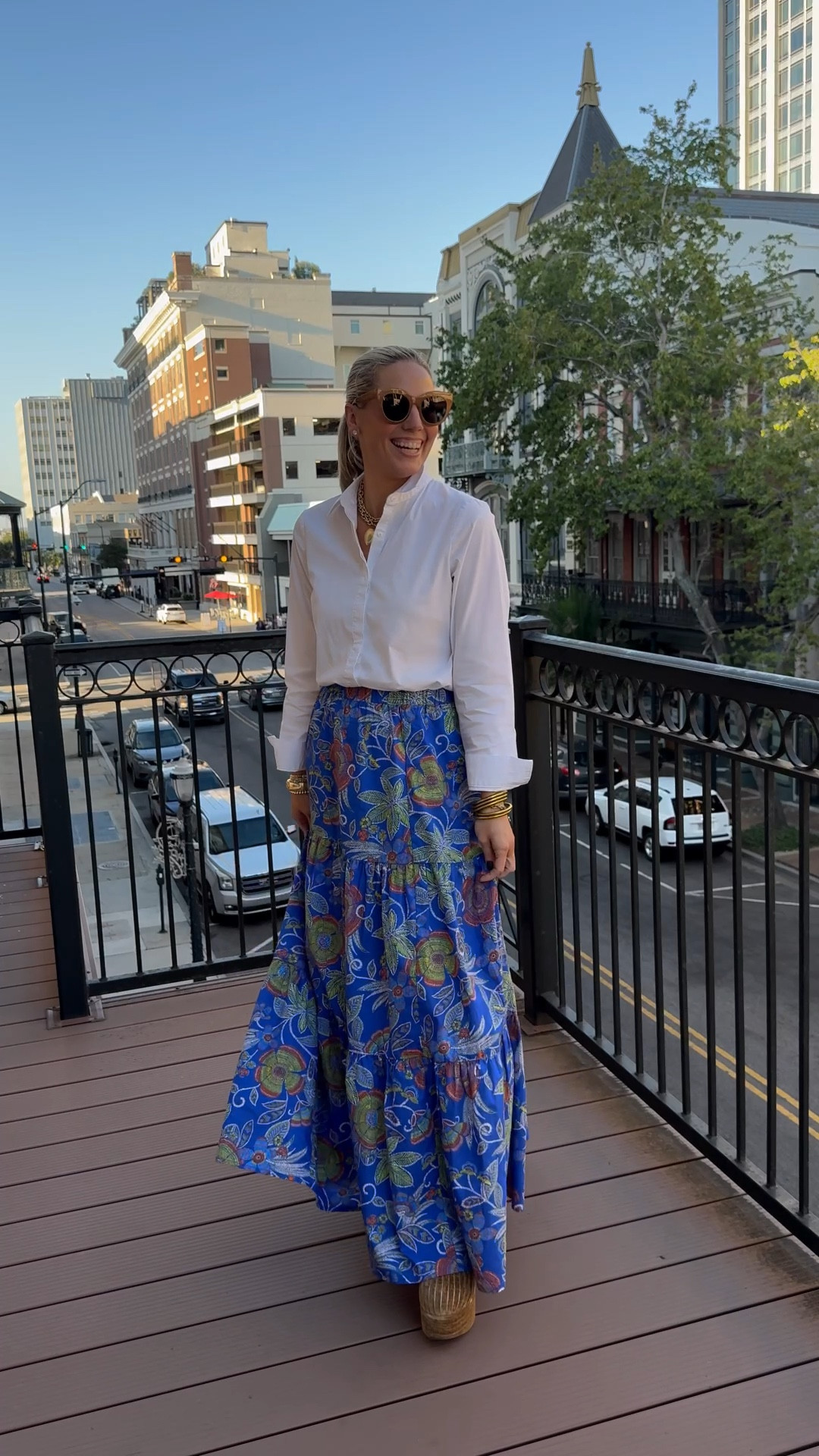 Office OOTD
Skirt- can’t link on LTK but will be saved in my story highlights on Instagram
Linked some similar button downs and all my exact accessories and shoes! 

#LTKStyleTip #LTKWorkwear #LTKVideo