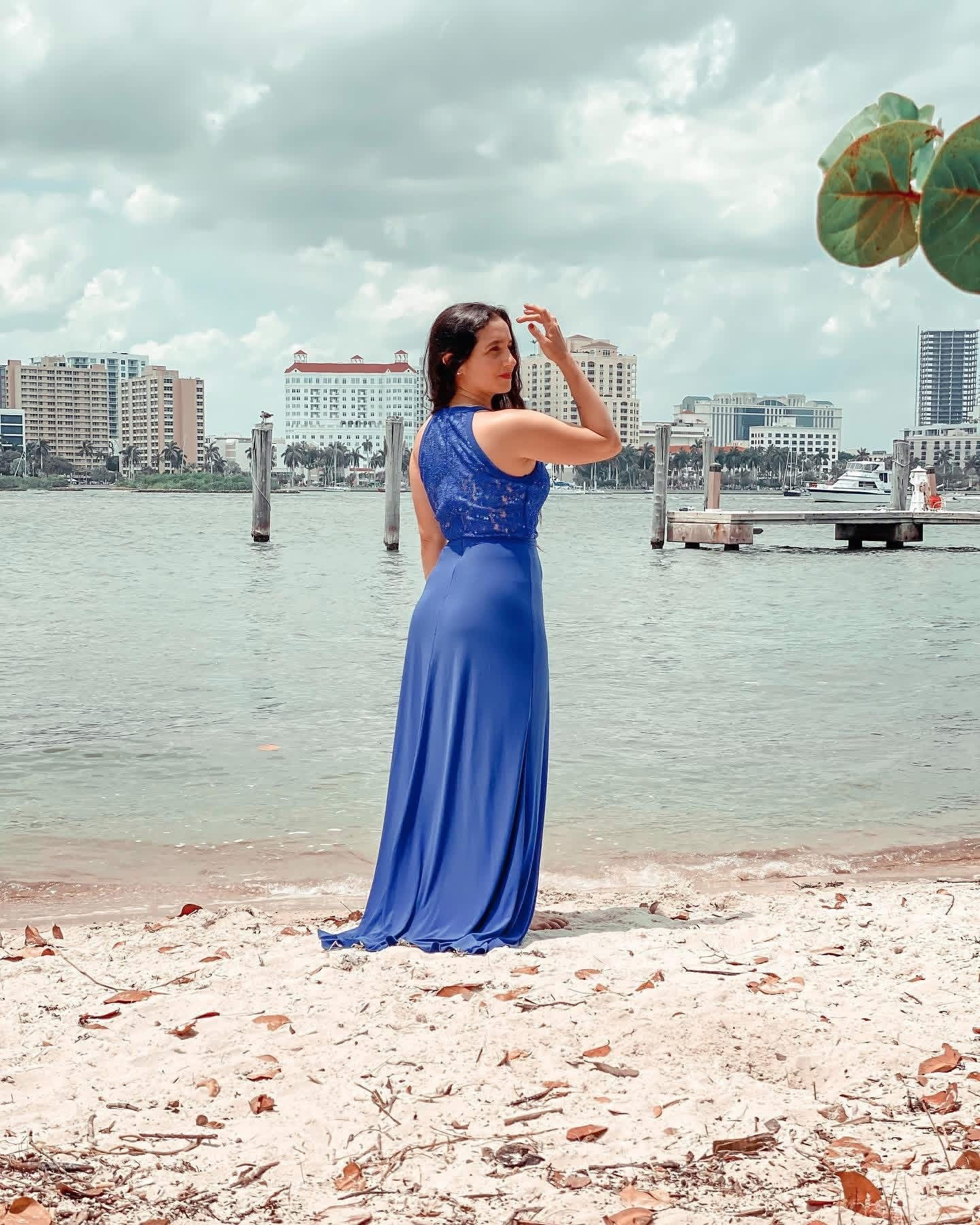 Effortless, feminine and timeless 💙✨

I’ll always love pieces that make you feel confident without trying too hard

#LTKPetite #LTKOver40 #LTKMothersDay