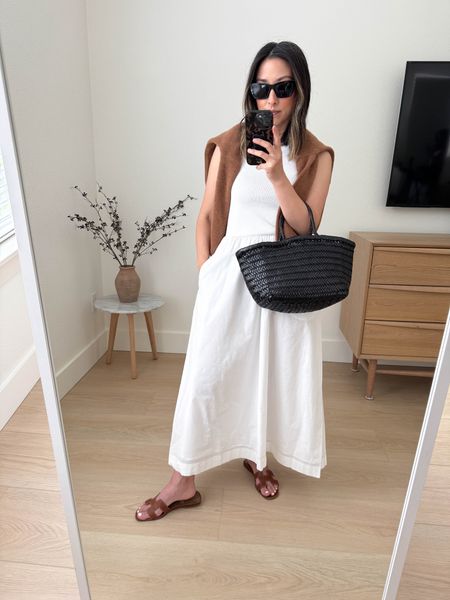 One of my fav summer finds!!! Love this dress. Fam is stretchy and comfy and the skirt part isn’t too fluffy. Has pockets. Can throw on a top or sweater over. 

Macys dress xs
Sezane cardigan xs
Hermes sandals 35
Dragon Diffusion bag 
YSL sunglasses  

#LTKfindsunder100 #LTKitbag #LTKshoecrush