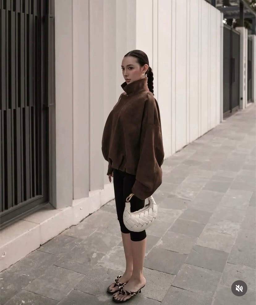 Brown suede bomber
Black Capri pants
Leopard thong sandal

#LTKPetite #LTKBeauty #LTKootd