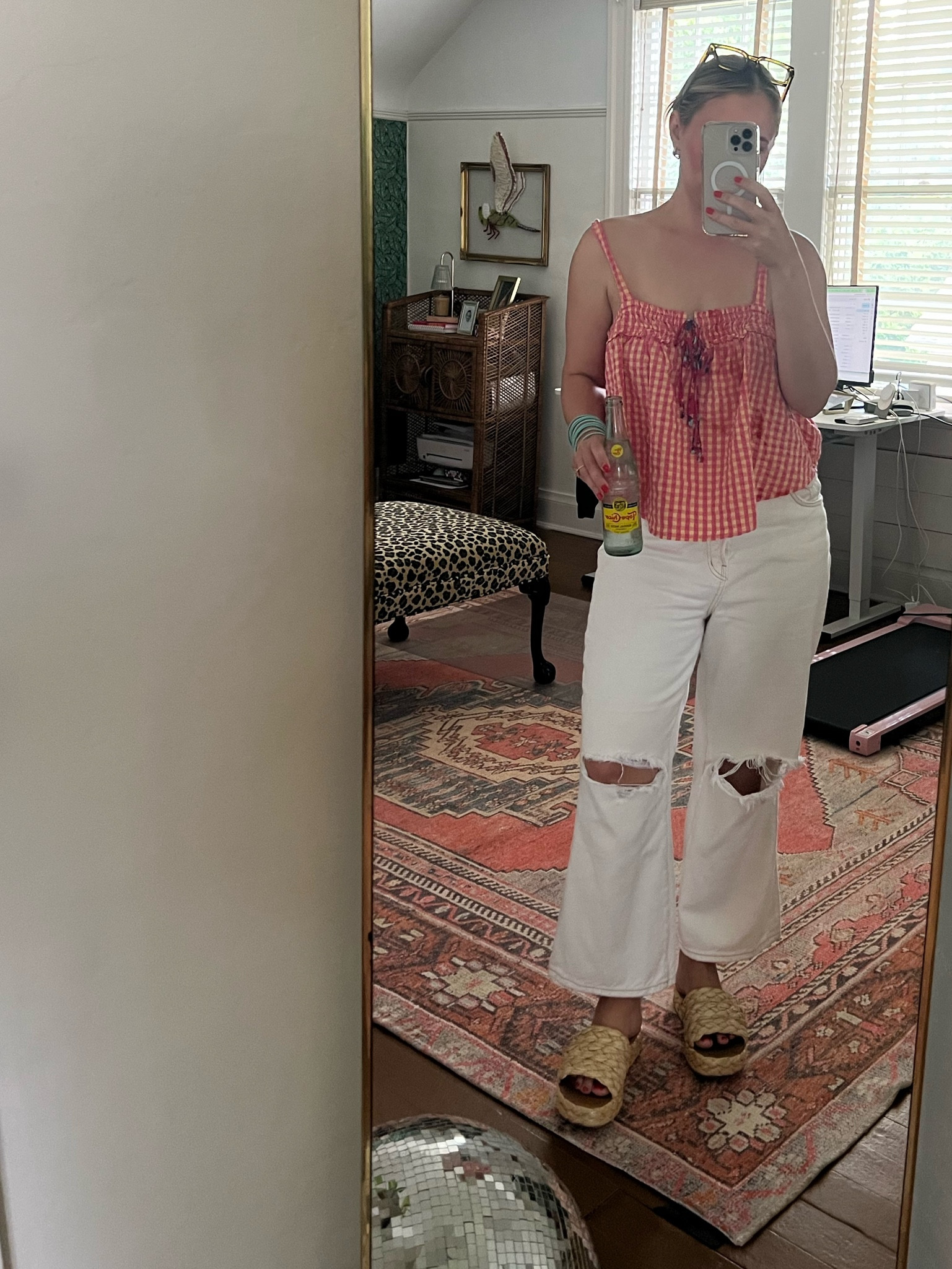 friday ootd 

#LTKFindsUnder100 #LTKSeasonal #LTKMidsize