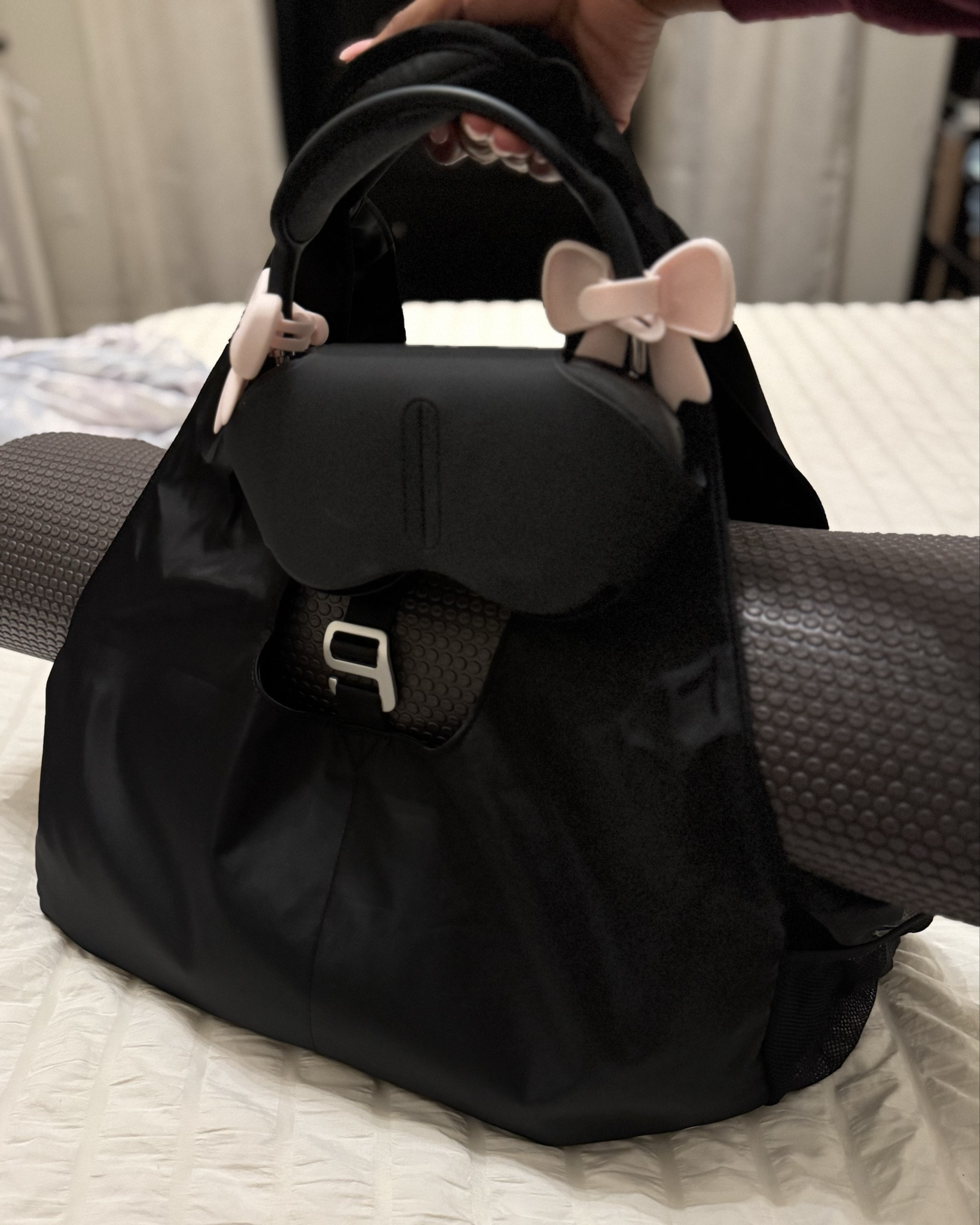 Ready for the gym! The most spacious yoga bag and headphone accessory.
I’ll show how spacious it is in the next post.

#LTKFindsUnder50 #LTKfitnessgoals #LTKActive