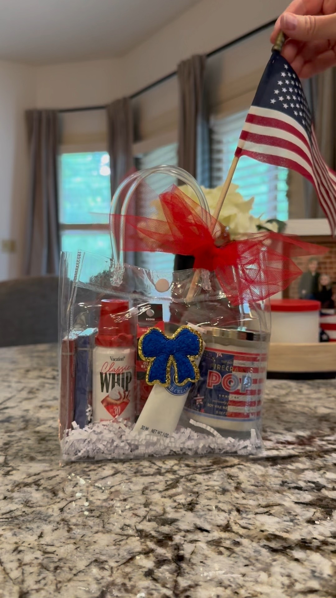 Easy 4th of July Party Hostess Gift, Red white & blue gift, candle, beauty favorites, ribbon, flag, American, host, party, gift idea #gift #July4th #hostessgift #summergift #hostess 


#LTKParties #LTKSummerEdit #LTKBeauty