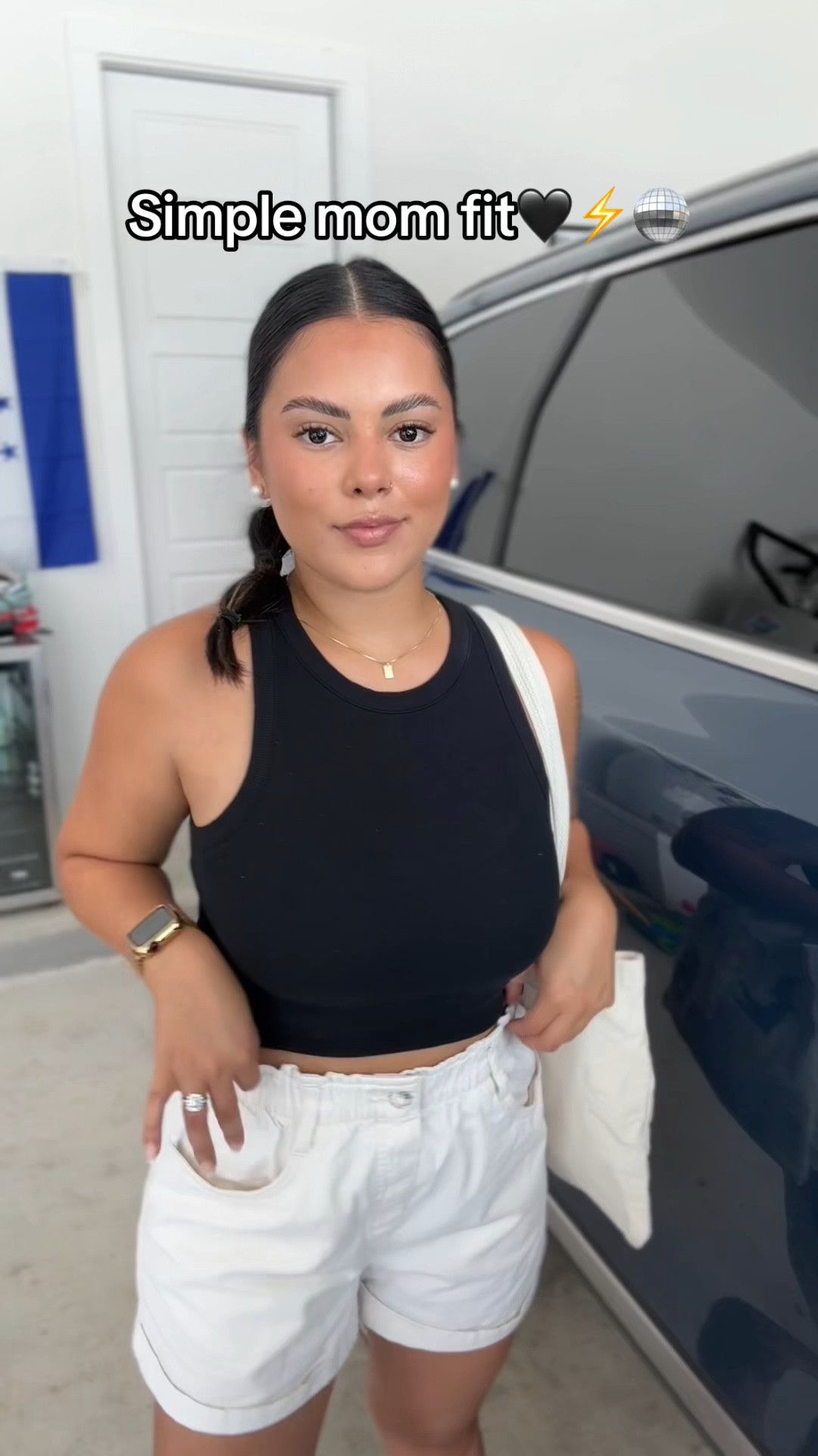 Mom fit🖤⚡️🪩

#LTKstyletip