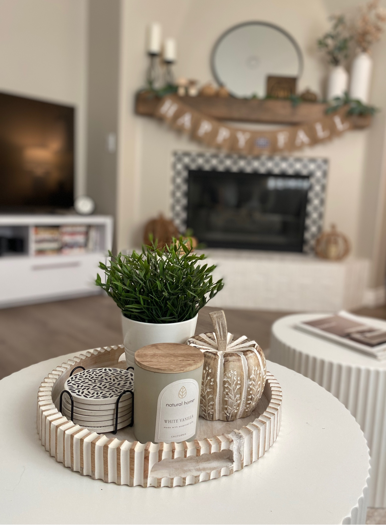 Neutral fall decor 🍄‍🟫🍂🤎🦔🍁

Shop below ⬇️⬇️⬇️

#LTKfalldecor #LTKautumndecor #LTKaffordabledecor #LTKtargetstyle #LTKamazonfinds #LTKunder20

#LTKHome #LTKFallSale #LTKSeasonal