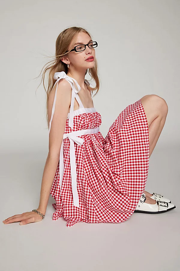 Kimchi Blue Georgie Gingham Babydoll Mini Dress in Red, Women's at Urban Outfitters | Urban Outfitters (US and RoW)