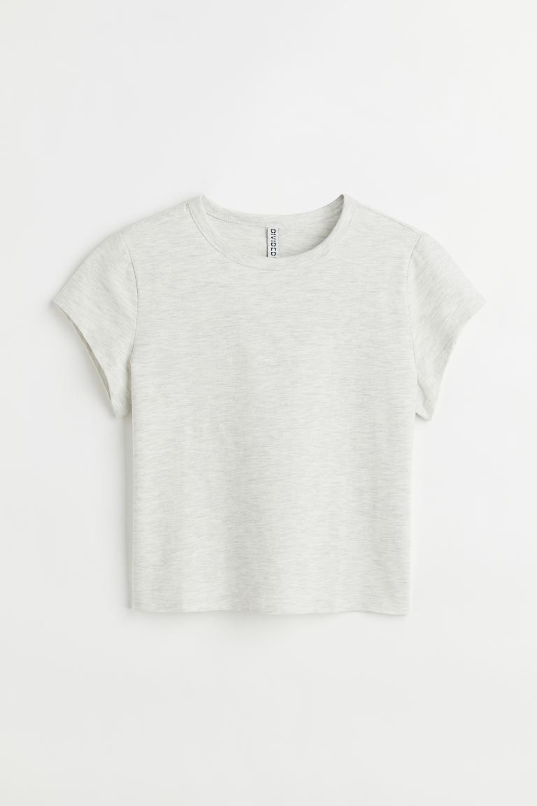 Conscious choice  New ArrivalCrop T-shirt in soft cotton jersey with a round, narrow-trimmed neck... | H&M (US + CA)