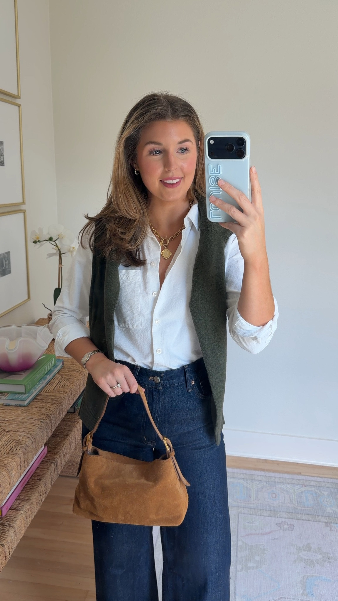 Fall outfit idea! Wearing a 26 in jeans