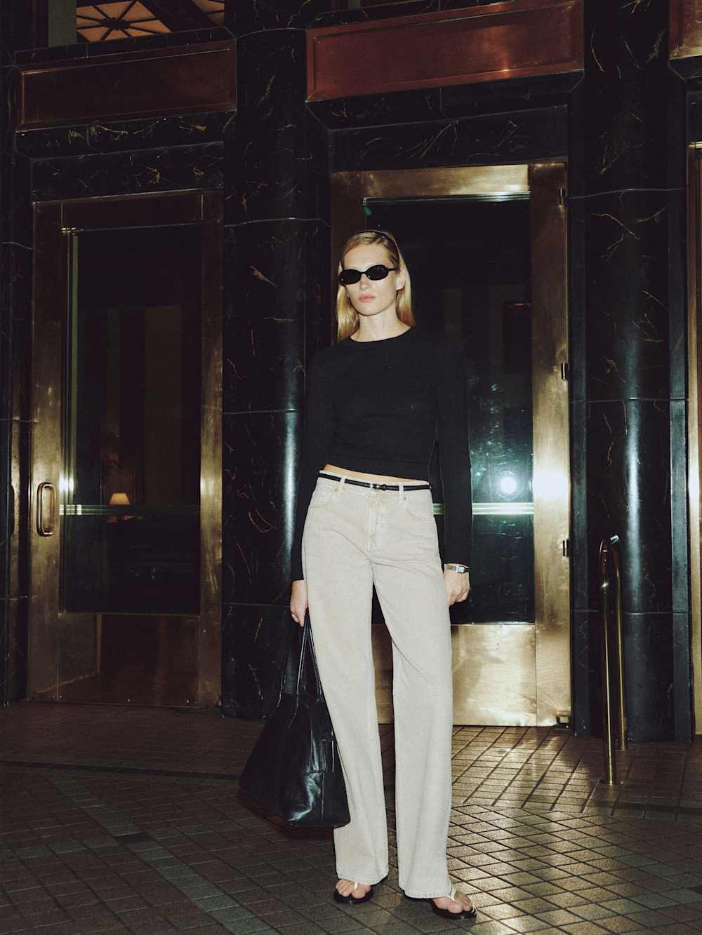 Lian Cashmere Crew Sweater | Reformation (Global)