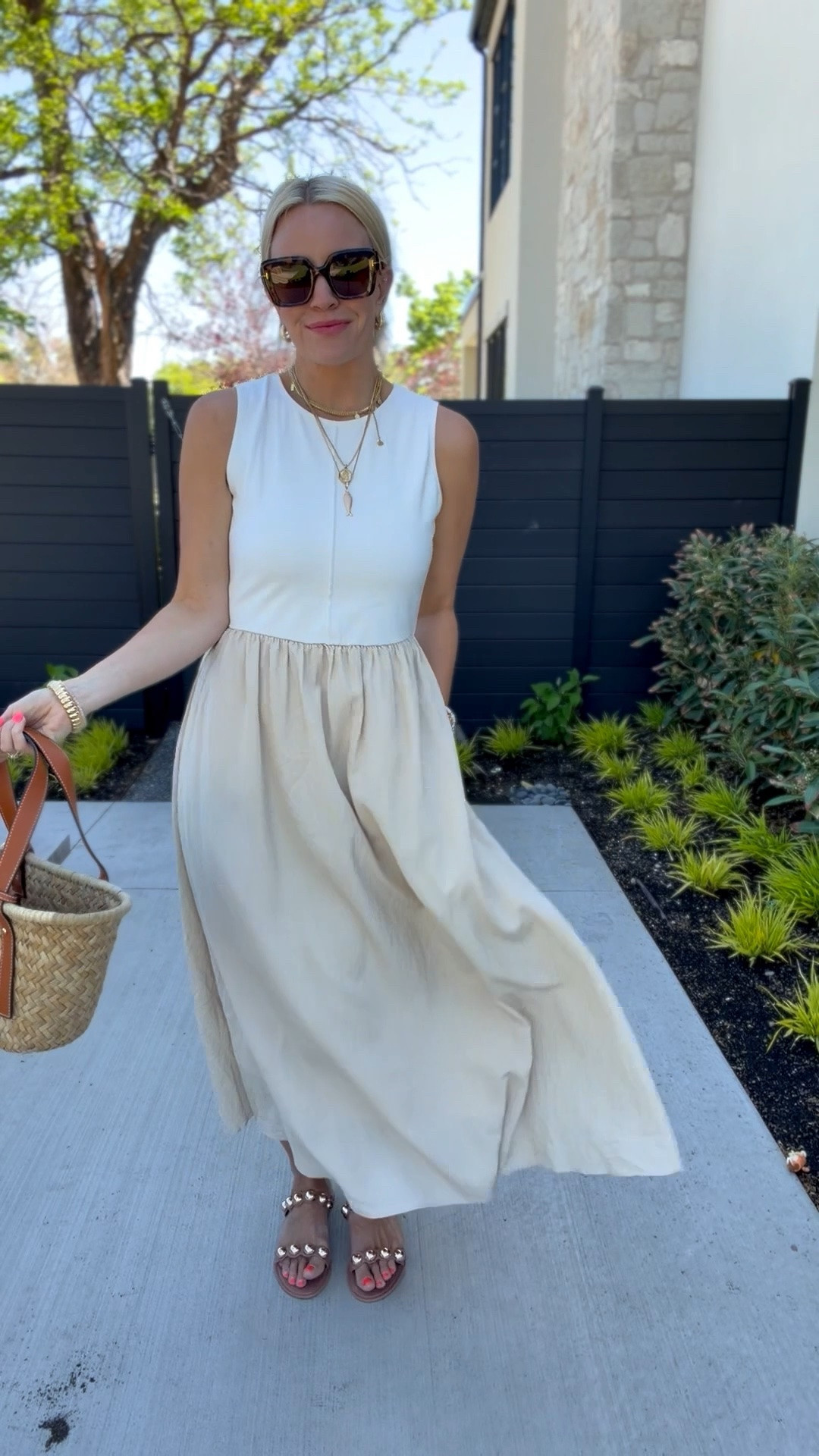 This dress is such a a good throw and go dress!

#LTKootd #LTKgrwm #LTKmomlife