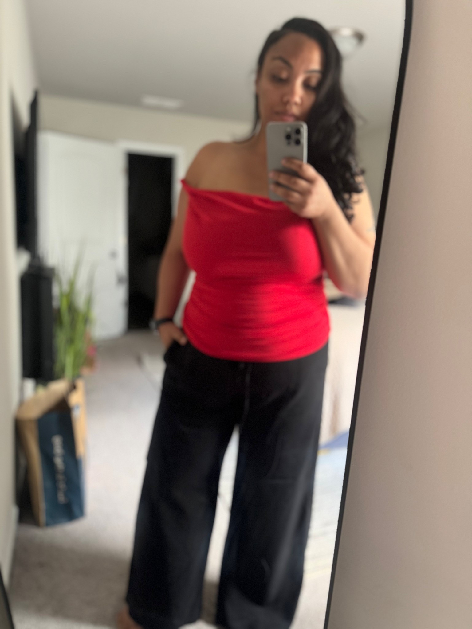 Off-the-Shoulder Pop & Wide-Leg Comfort Look