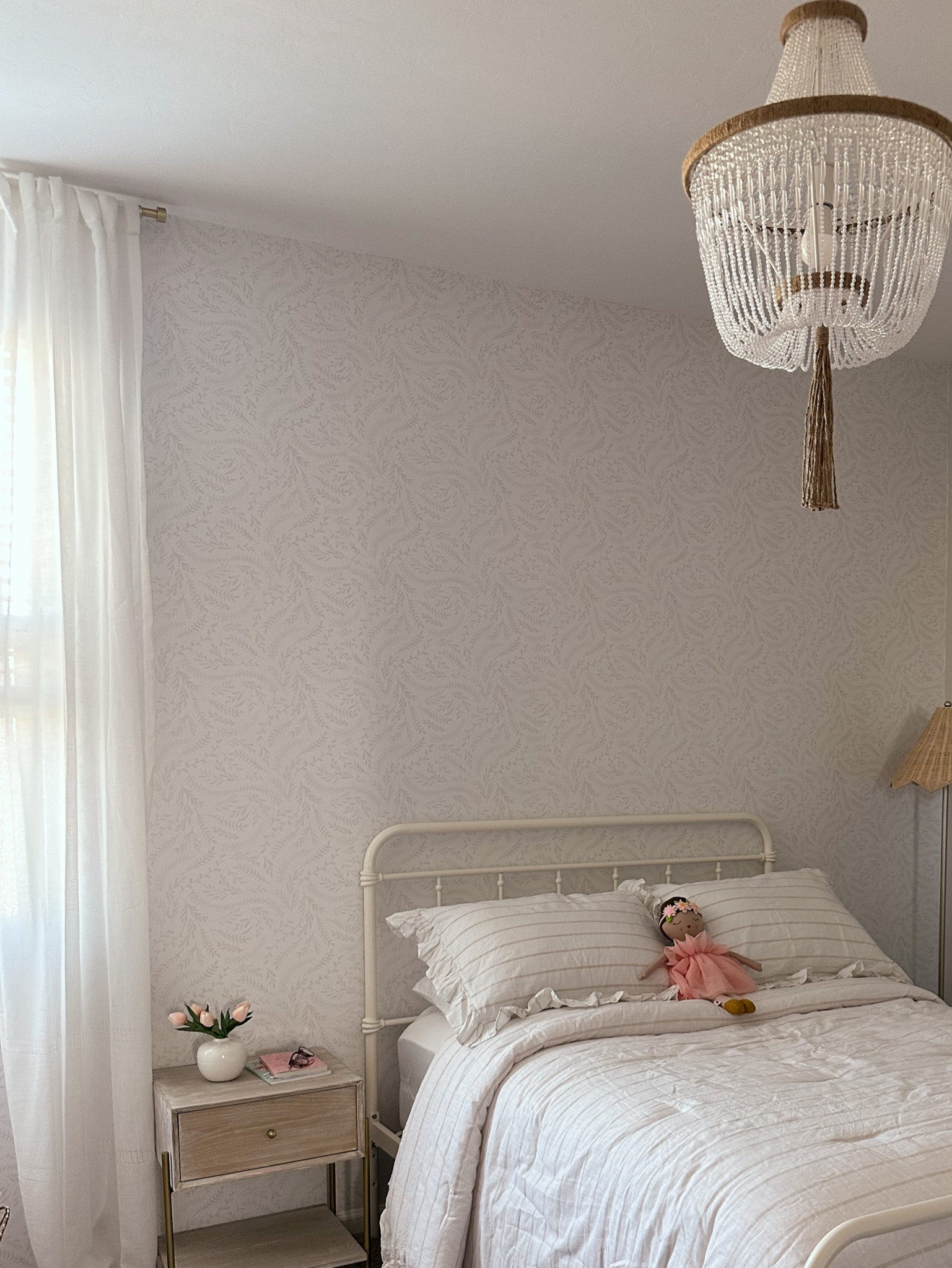 Girl bedroom pottery barn kids chandelier!! 🤍🤍
#chandelier #potterybarnkids #girlroom #girlbedroom 

#LTKkids #LTKhome #LTKfamily