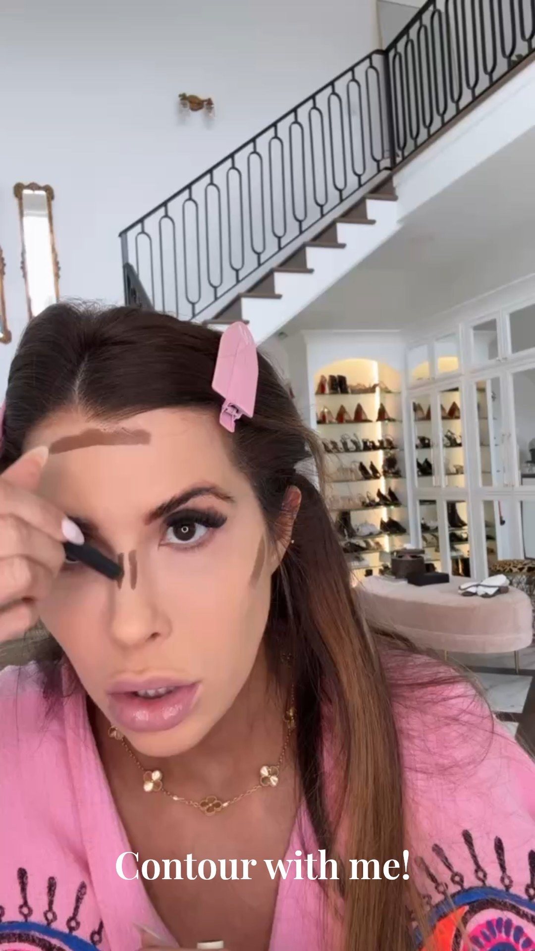 Contour with me! 
LYS contour - Courage 
Contour stylus - Sandstone 

Makeup, GRWM, Beauty, Contour, LYS contour, Victoria Beckham contour stylus, Evil Eye Robe, No-Crease Hair Clips, Emily Ann Gemma


#LTKgrwm #LTKBeauty #LTKstorytime