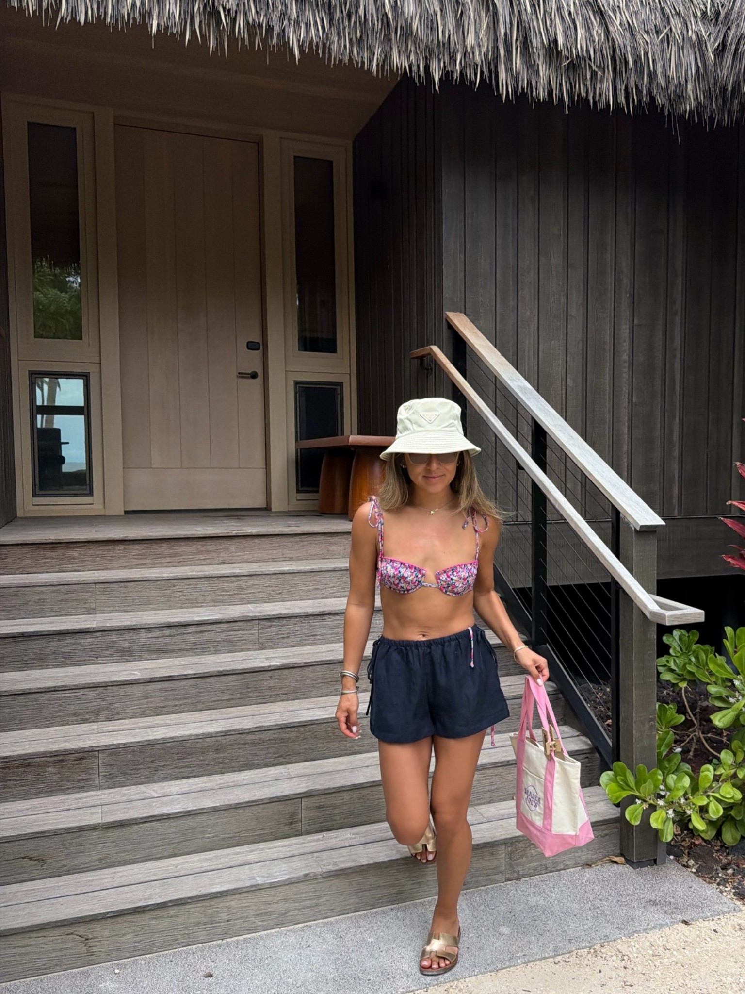Aritzia shorts xs, prada hat, strawberry milk mob (xs bottoms small top runs small), trader joes bag!

#LTKdayinmylife #LTKgrwm #LTKootd