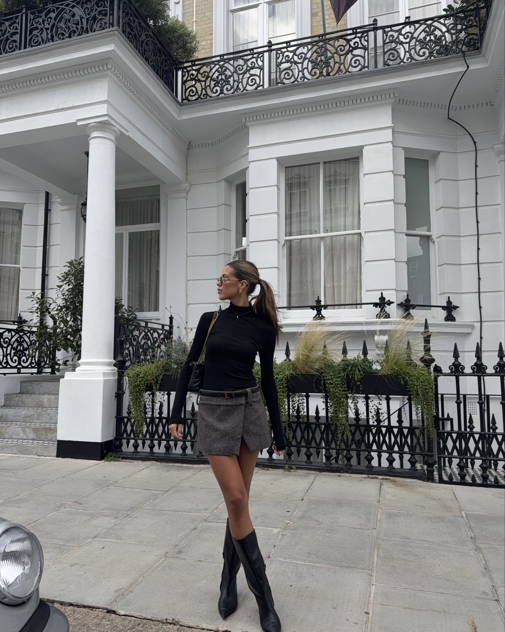 The perfect fall outfit! I’ve linked the exact skirt and similar tops & boots ! Xx 