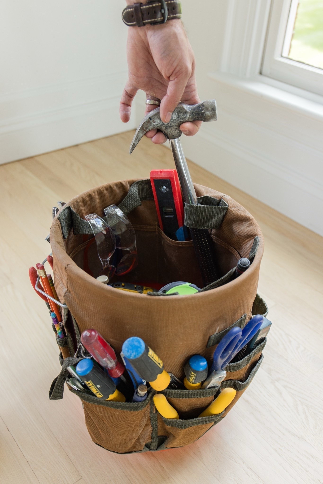 Father’s Day gift idea: This tool bucket has pockets for every tool Dad needs to make life easier! #fathersday #giftguide #giftsforhim



#LTKSeasonal #LTKMothersDay #LTKMens
