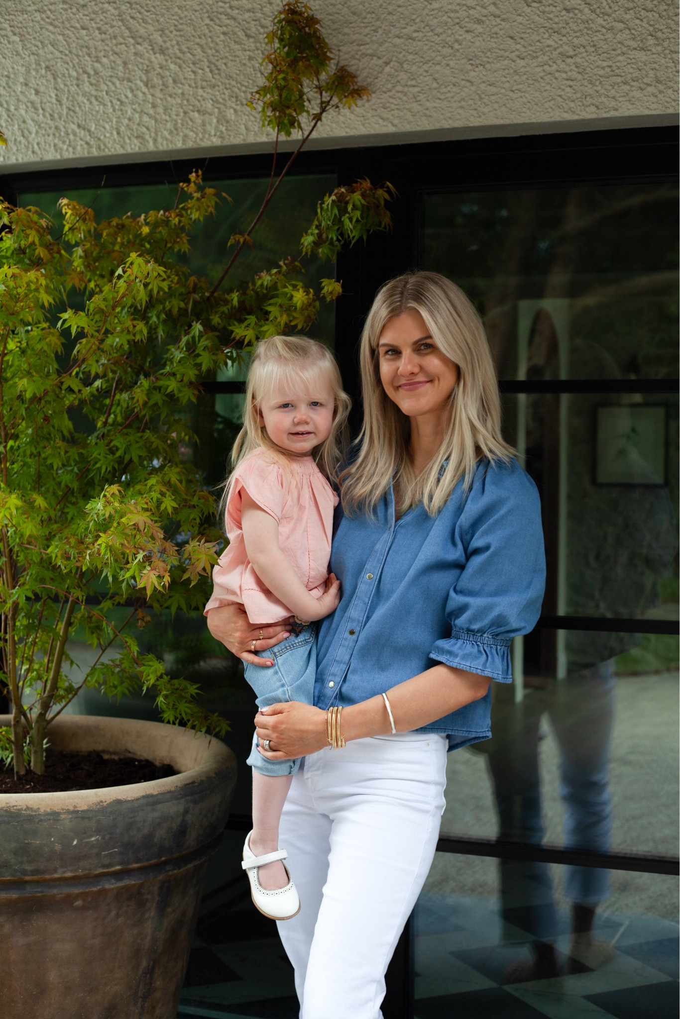 Relaxed style denim shirt and jeans 

#LTKsummer #LTKeurope #LTKireland