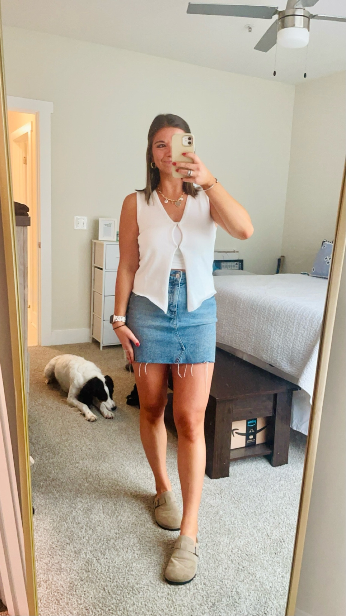 Fall outfit, Jean shorts, clogs

#LTKShoeCrush #LTKStyleTip #LTKSeasonal