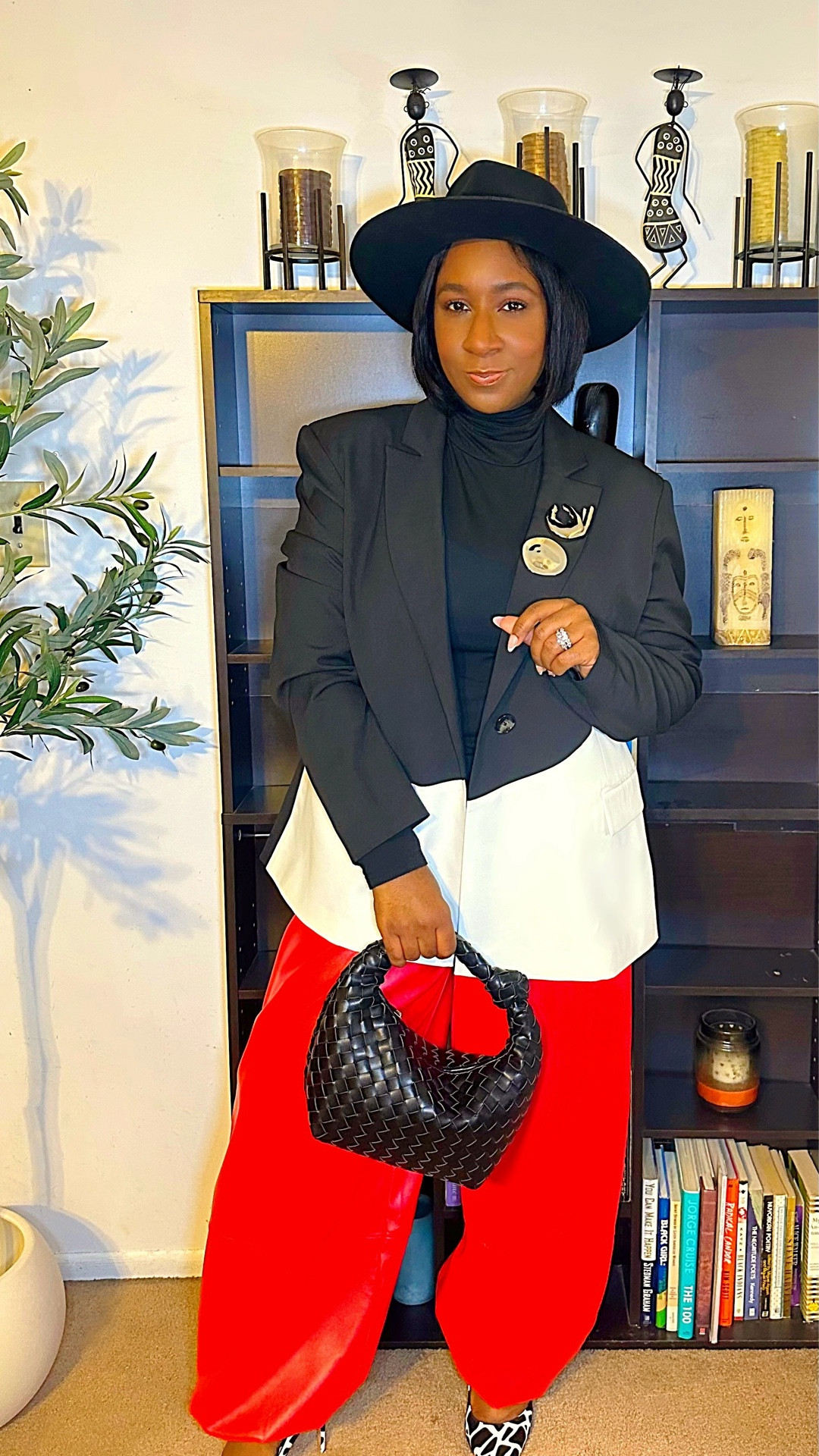 Come slay brunch (and the NYC snow) with me!!! Cold weather approved but still FLYYYYYY!  Remember: You’re the vibe that’s makes every fit EAT! #OutfitFormulas #BrunchDate #StatementBlazer #FallOOTDInspo #RedLeatherPants  


#LTKOver40 #LTKSeasonal #LTKMidsize