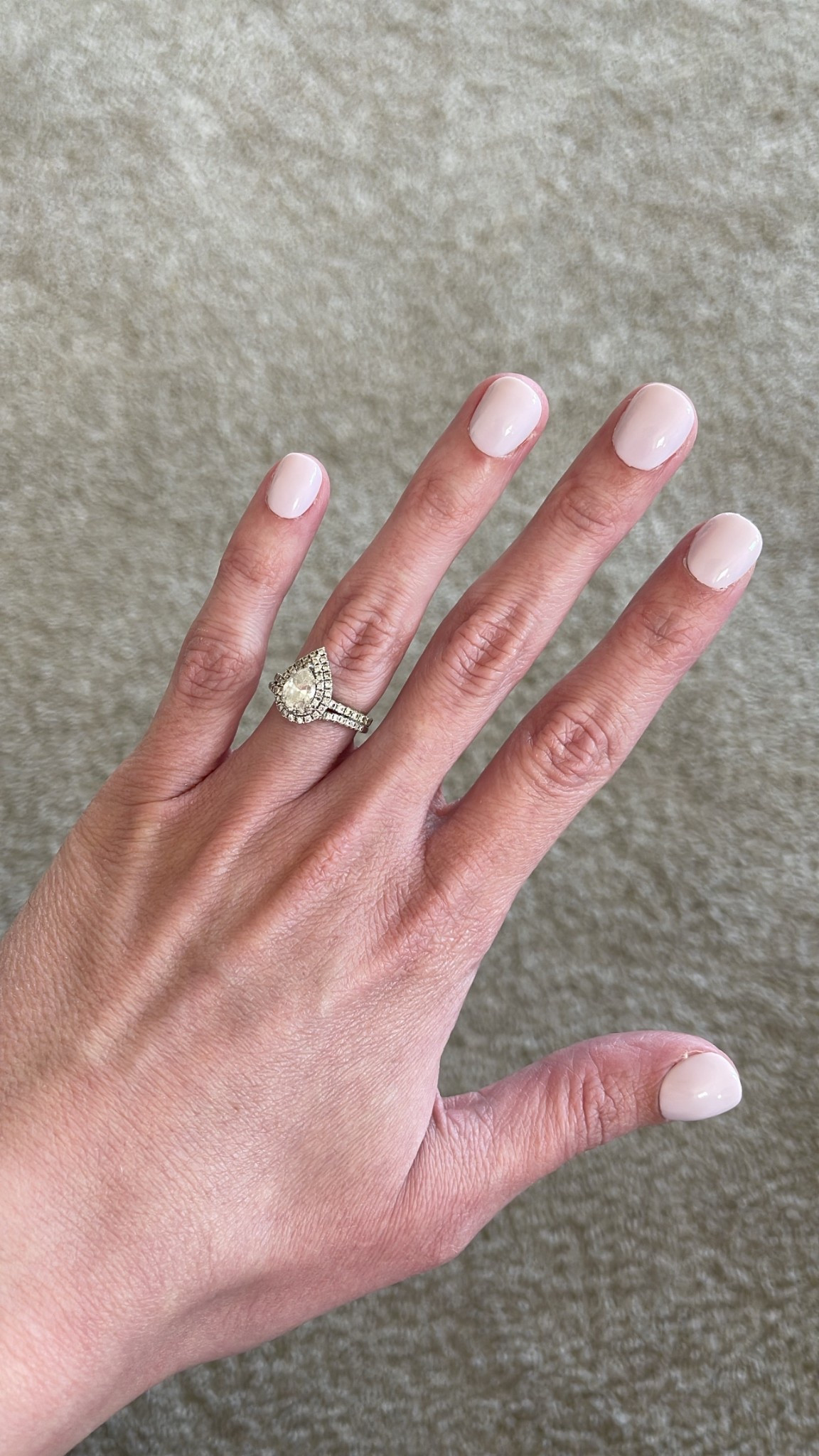 Under $10 press-on nails. I used the glue linked instead of what came with the kit - it’s a brush similar to how nail polish comes out, instead of squeezing the glue out. Game changer!

#pressonnails #selfcare #beauty #nails #springnails

#LTKFindsUnder50 #LTKStyleTip #LTKBeauty