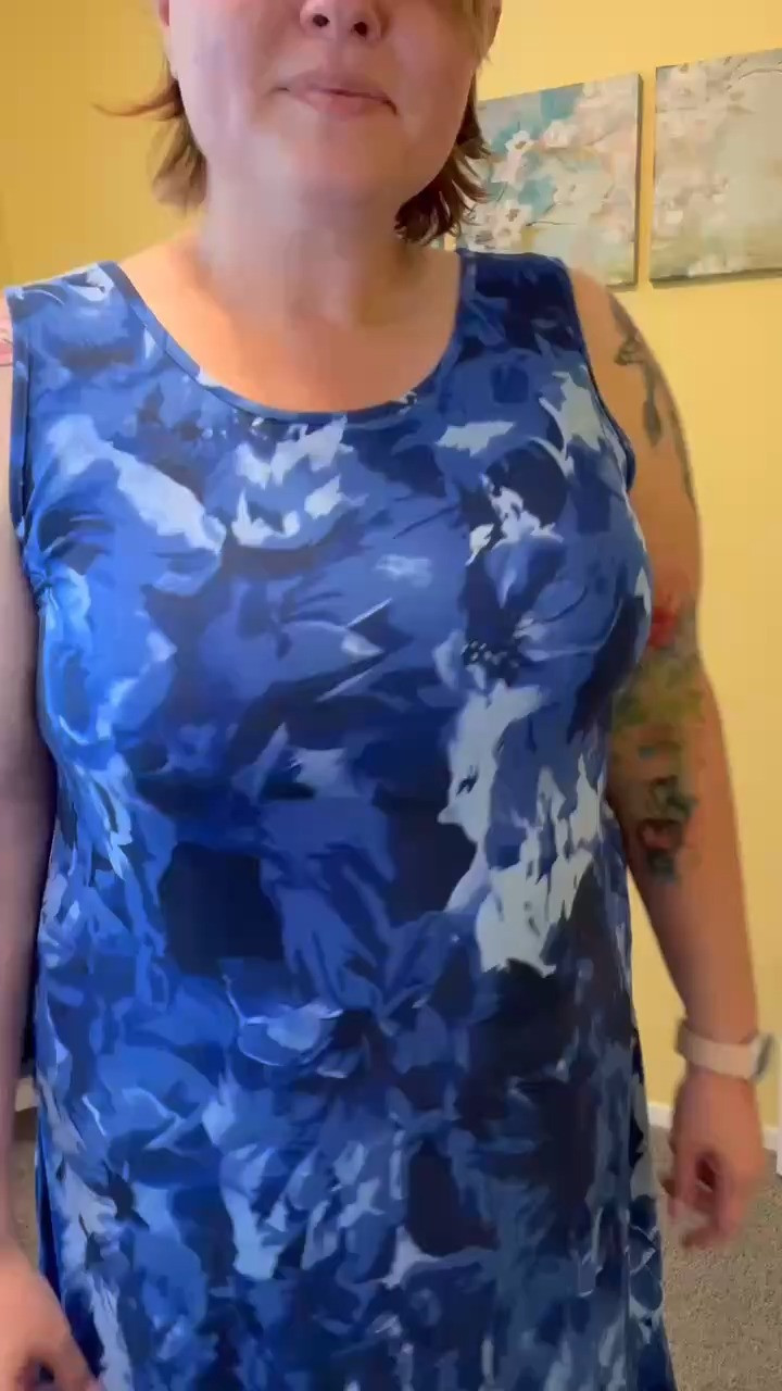 Effortless summer vibes, coming in hot 🔥👗
This 2025 AUSELILY sleeveless midi sundress is casual, comfy, and so flattering with its flowy asymmetrical hem — plus, it has pockets! Perfect for beach days, brunches, or just staying cute in the heat. ☀️🌴 

 #LTKSeasonal #LTKMidsize #LTKPlusSize