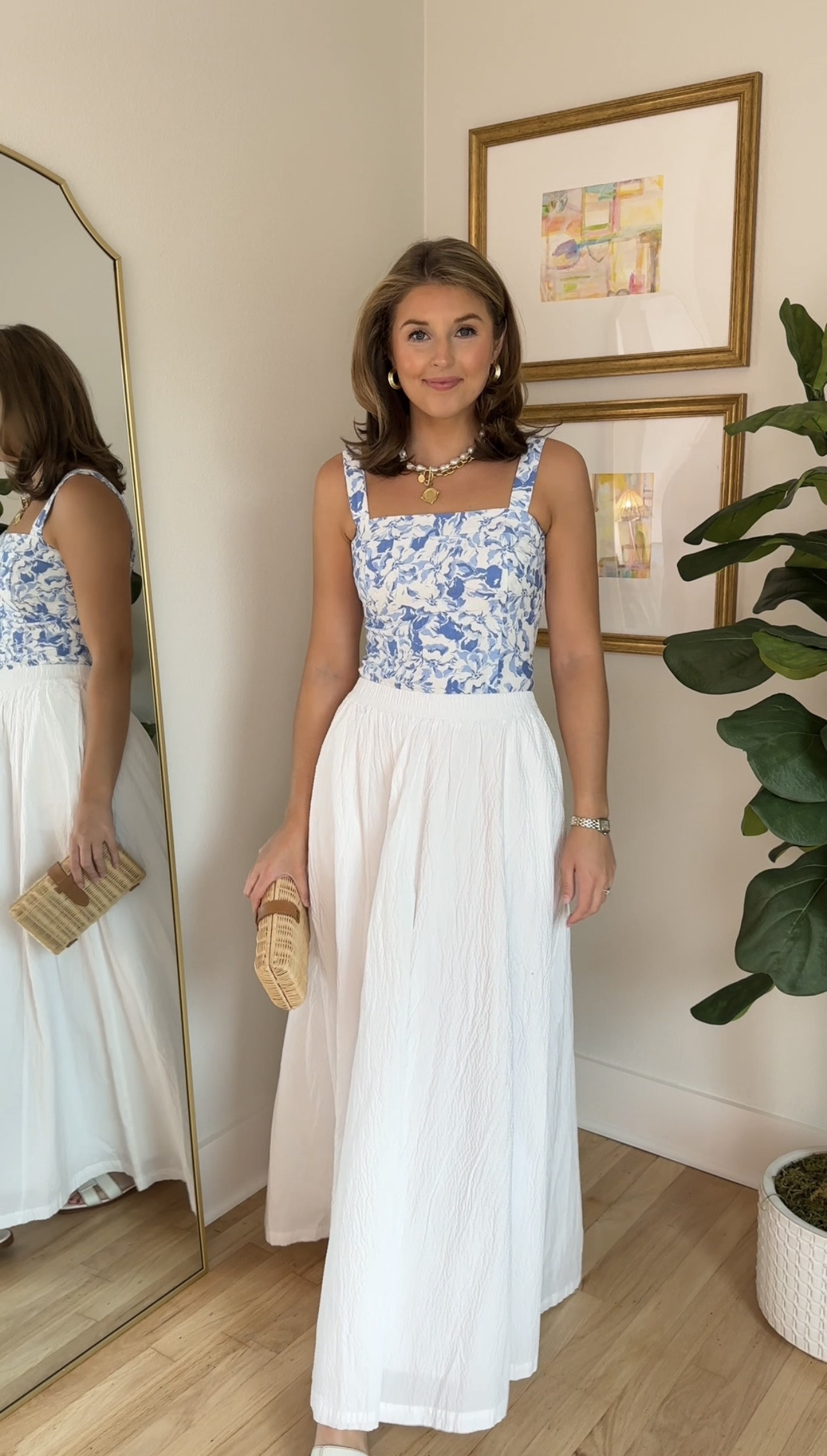 4th of July outfit idea! Wearing an XS in top and S in skirt (could have done XS in skirt but only saw S in store!)