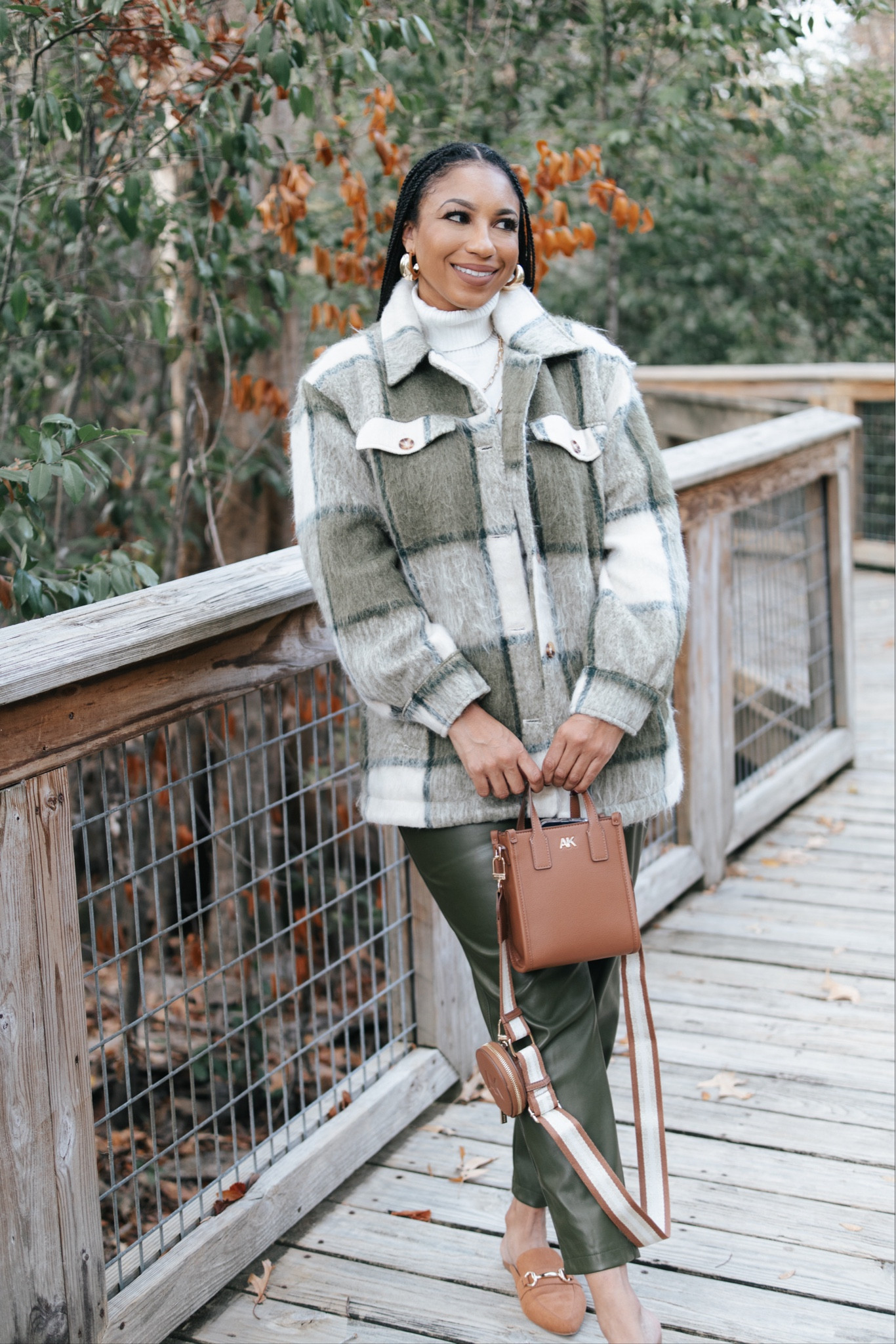 Cute and cozy Fall Fashion look

#LTKshoecrush #LTKfindsunder50 #LTKSeasonal