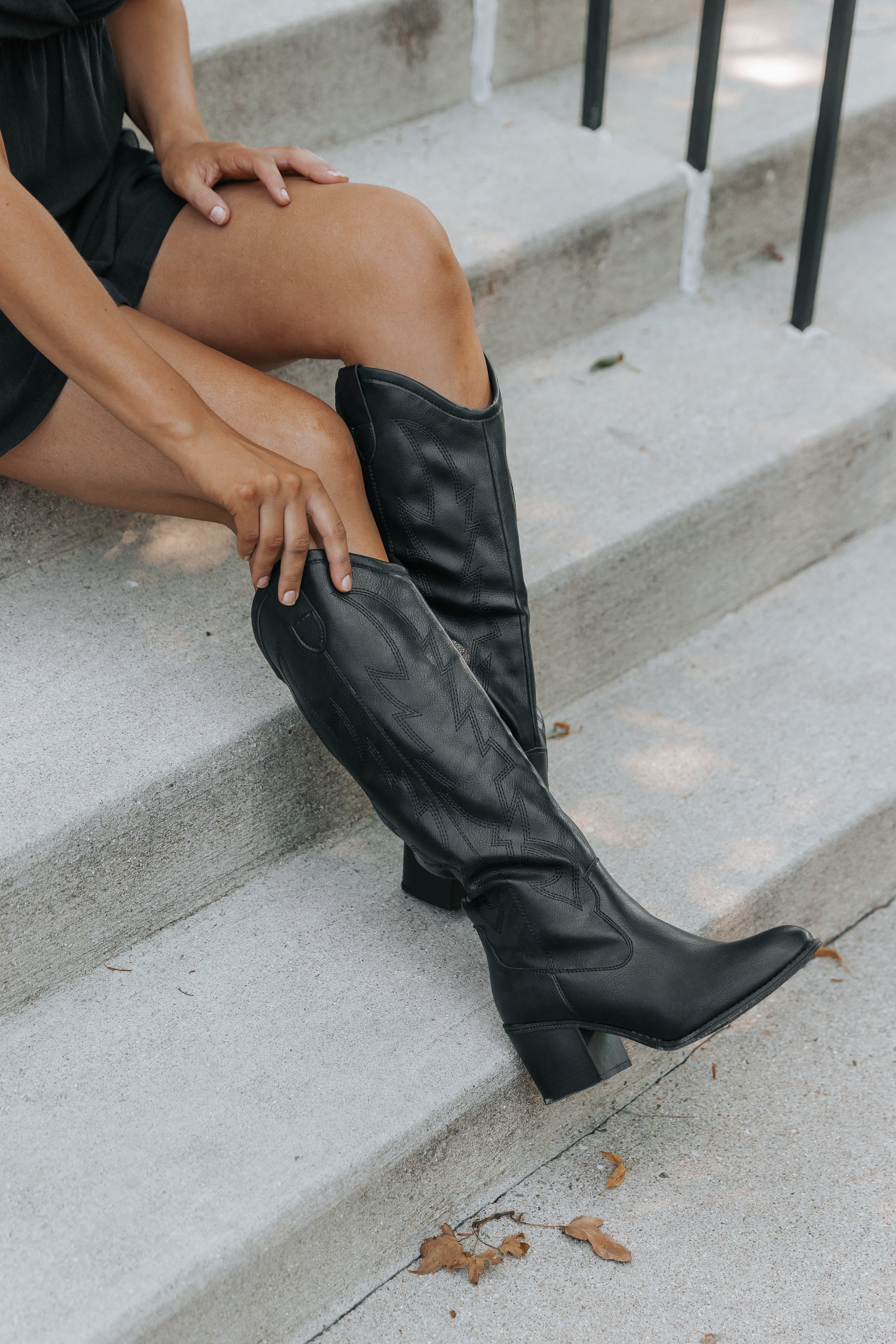 Dirty Laundry Upwind Black Western Boots | Magnolia Boutique