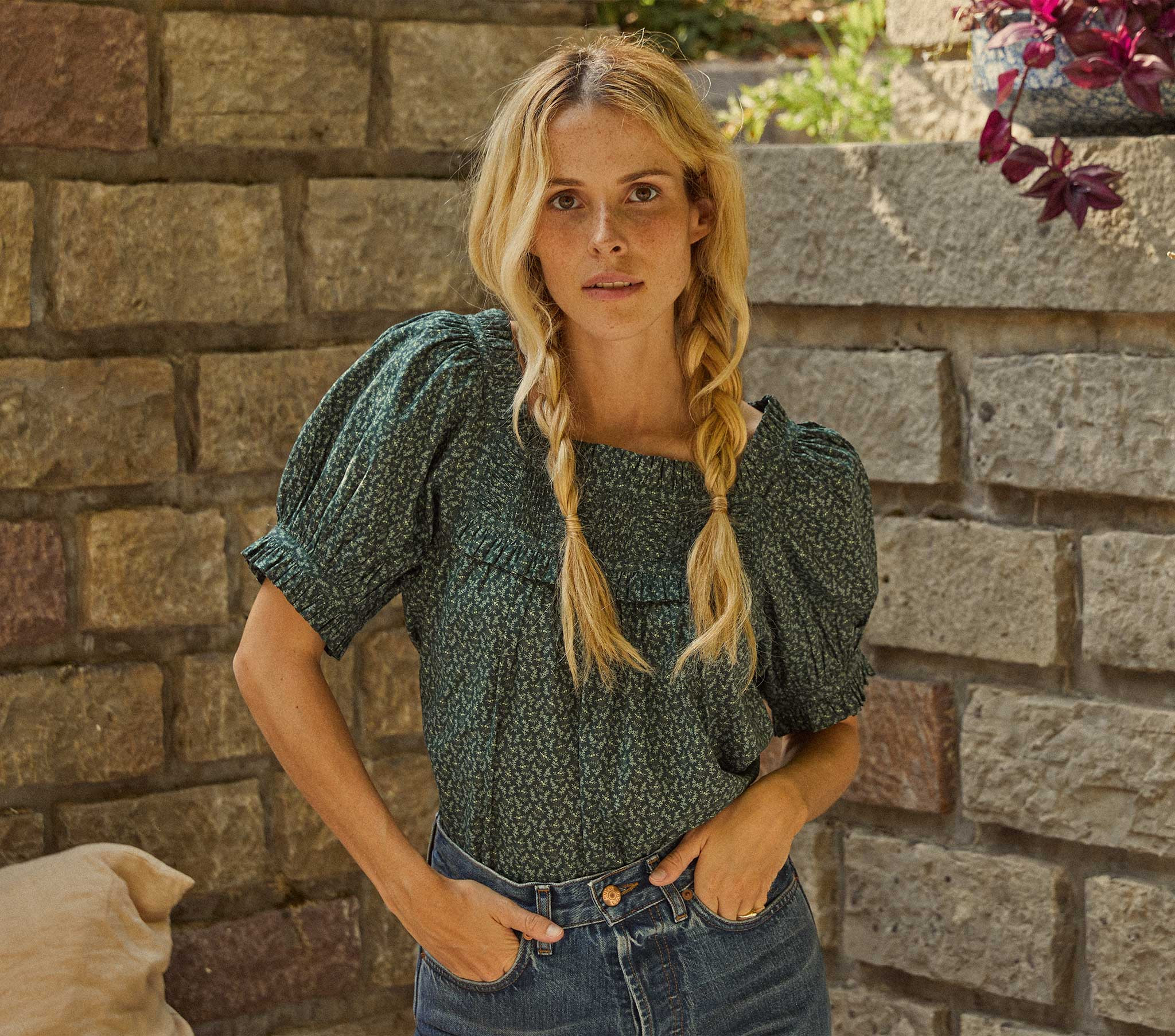 Frances Top - Evergreen Winter Ditsy | Hand Me Dôen | DOEN