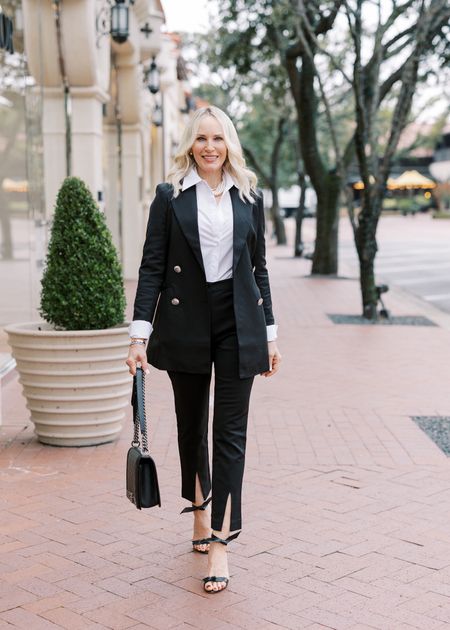 What to wear to the office and dinner out.
This elongated blazer and matching pants is so sharp and polished.

Workwear Outfit, Black Suit, Office Outfit, Work Style, Office Style, Office Chic, Black Blazer