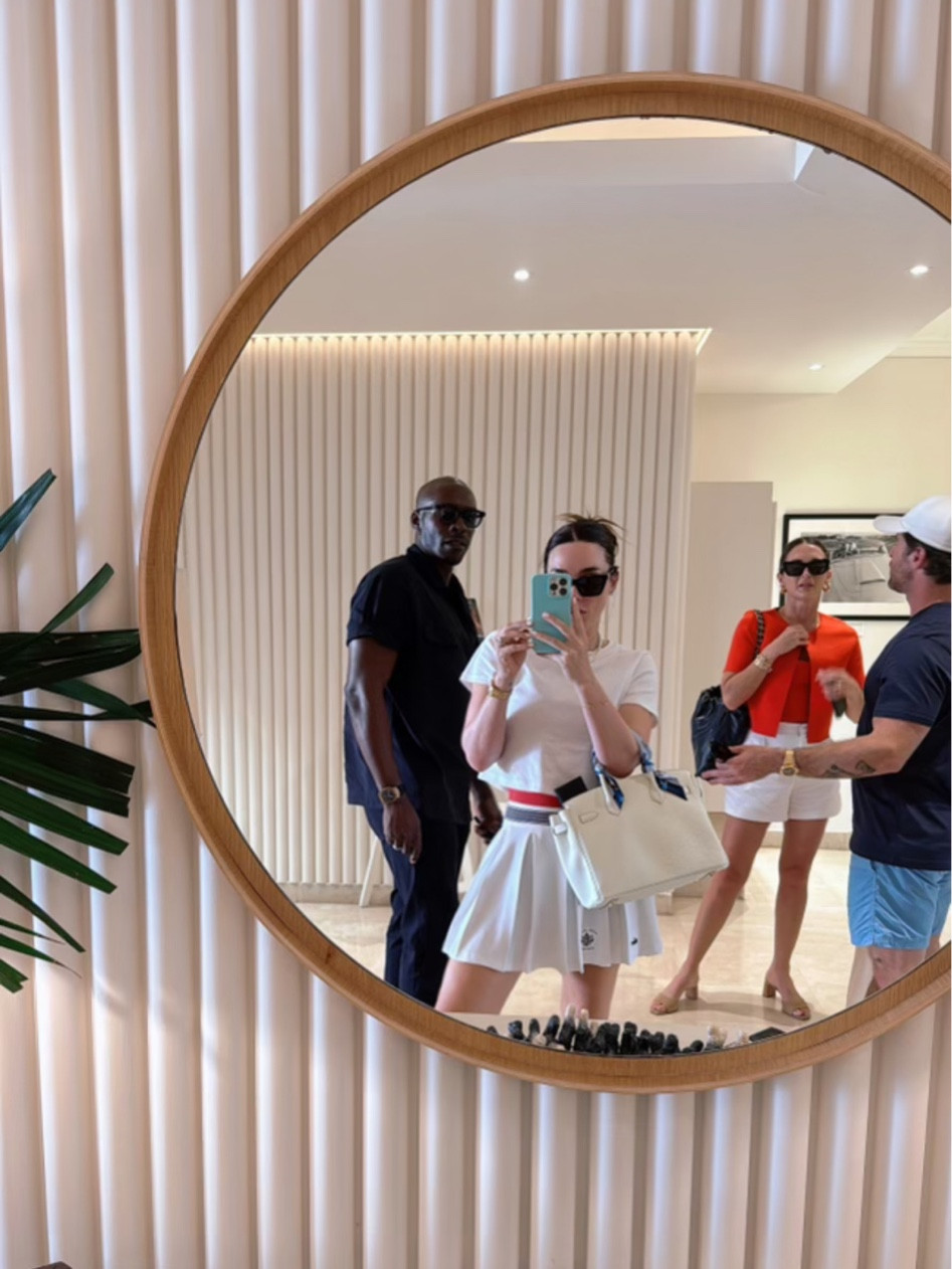 White OOTD while on vacation 🤍 Skirt is Lacoste but linked similar!