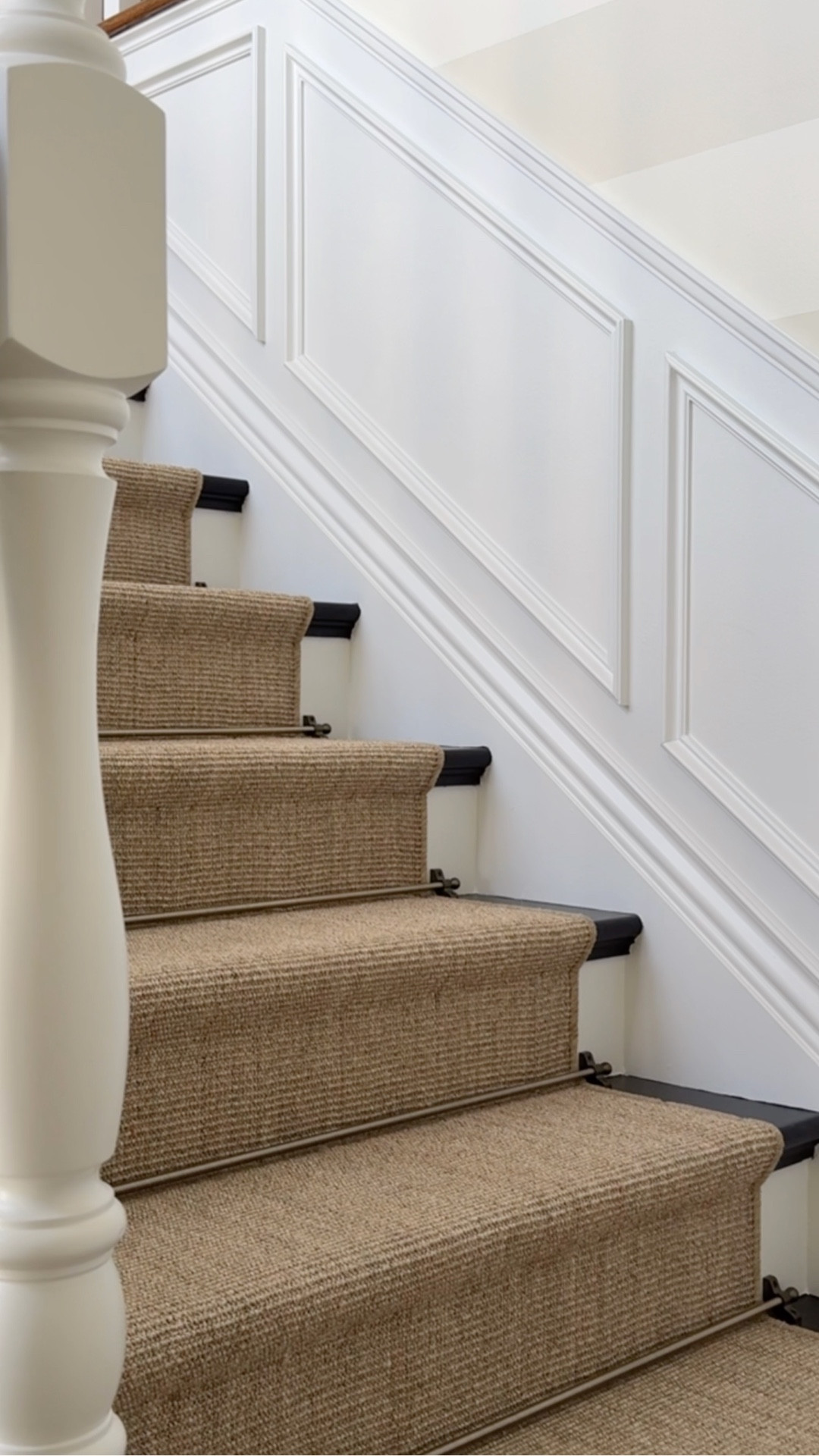 My formula for a classic staircase...

#LTKHome