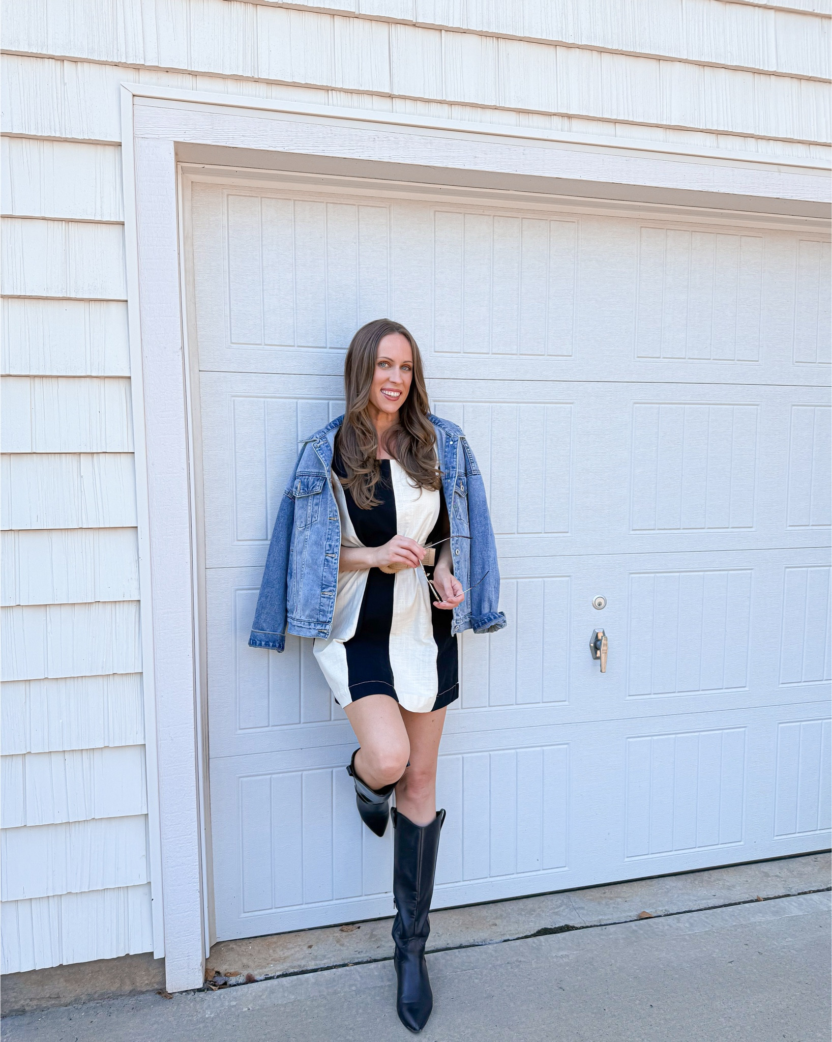 Fall Fit 🖤

Linen dress, fall dress, black and white dress, waist belt, denim jacket, black western boots, country concert outfit, Amazon fashion , sunglasses 

#LTKFindsUnder50 #LTKStyleTip #LTKSeasonal
