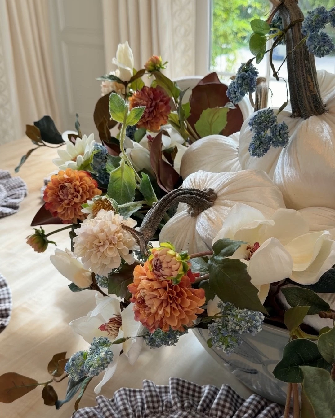 Simple fall autumn velvet pumpkin centerpiece and exactly what you need to recreate this at your house!

#LTKHome #LTKSeasonal