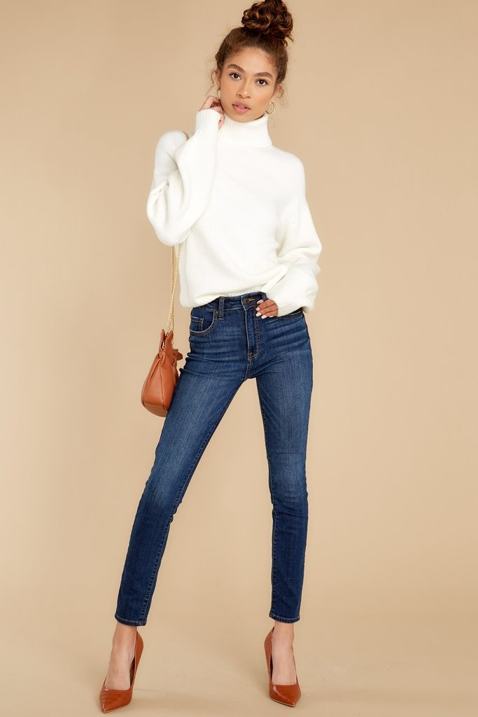 In The Woods White Sweater | Red Dress 