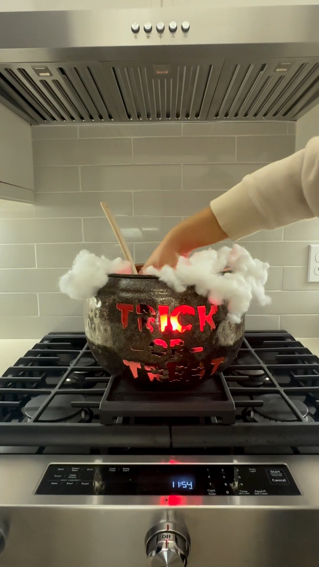 The cutest idea for your Halloween party #halloweenparty #halloween #trickortreat

#LTKHalloween #LTKParties #LTKHoliday