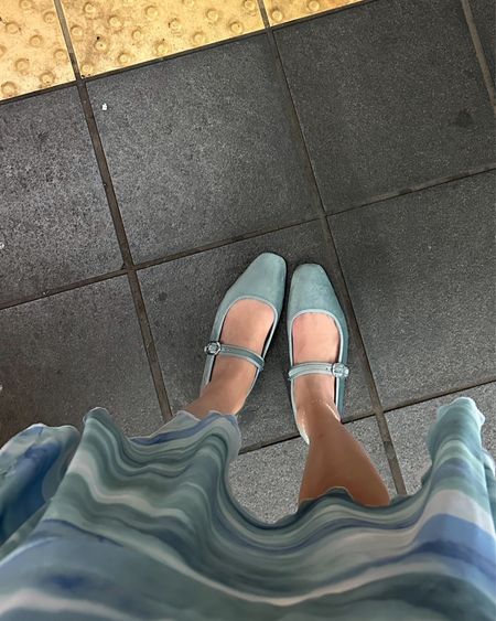 Lil blue ballet flats 🩰🕊️🩵 

These are from Zara last year but linked a few similar pairs at different price points here! 🩵 