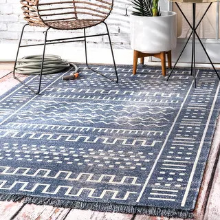 nuLOOM Transitional Native Tribal Indoor/ Outdoor Tassels Area Rug - Blue 6' 7" x 9' | Bed Bath & Beyond