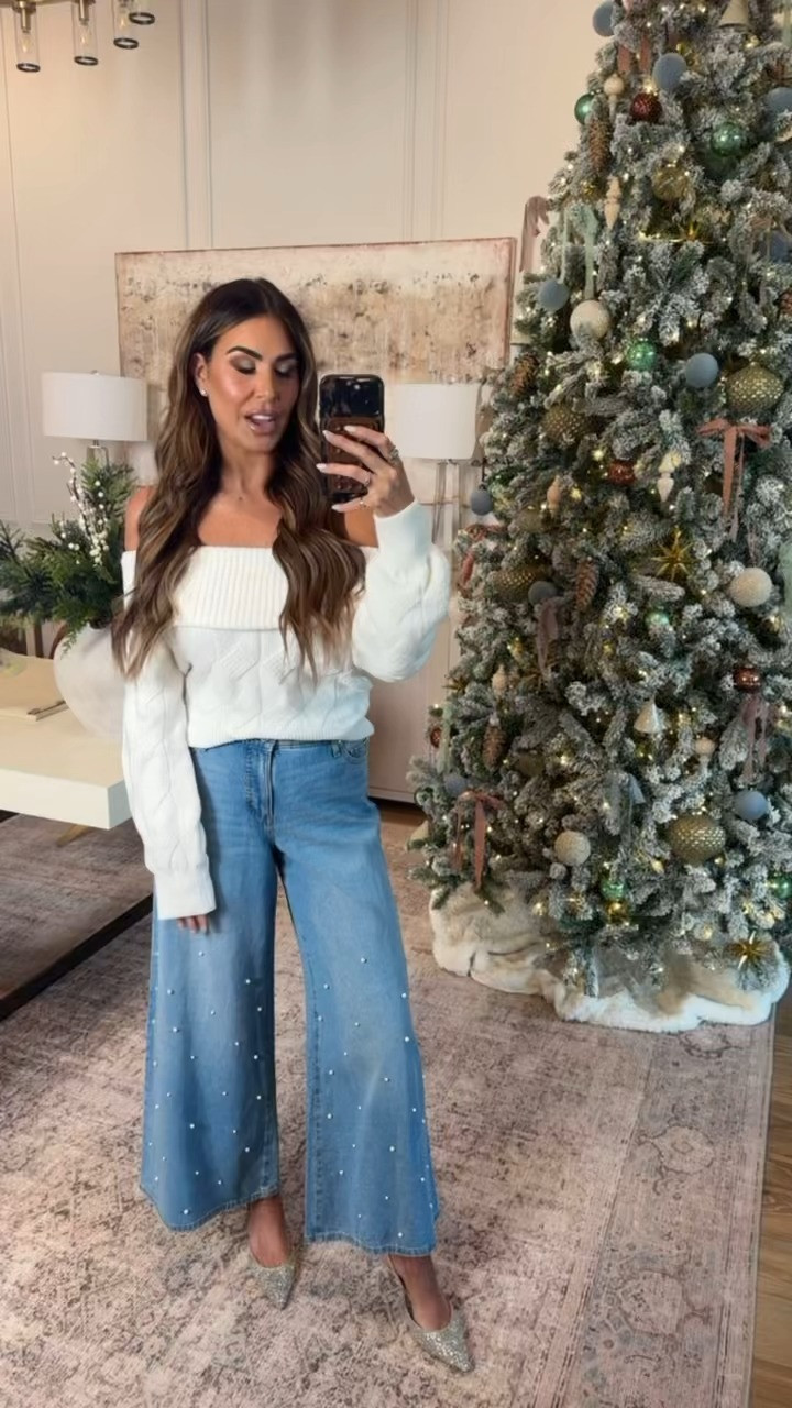 obsessing over this sweater and jeans!

wearing a small in sweater and a size 2 in the jeans!

@walmartstyle #walmartpartner  #walmartstyle  

 