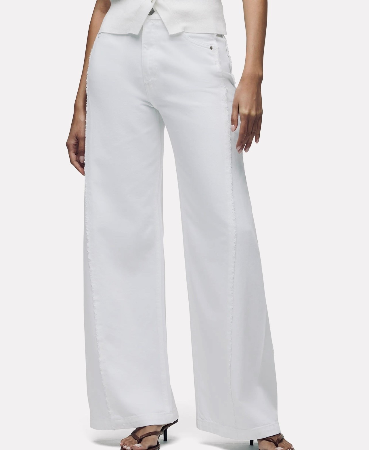 Wide leg, front seam, and summer ready
Clean, effortless and just the right amount of bold ￼🤍
White denim that does all the work

#LTKSeasonal #LTKU #LTKOver40
