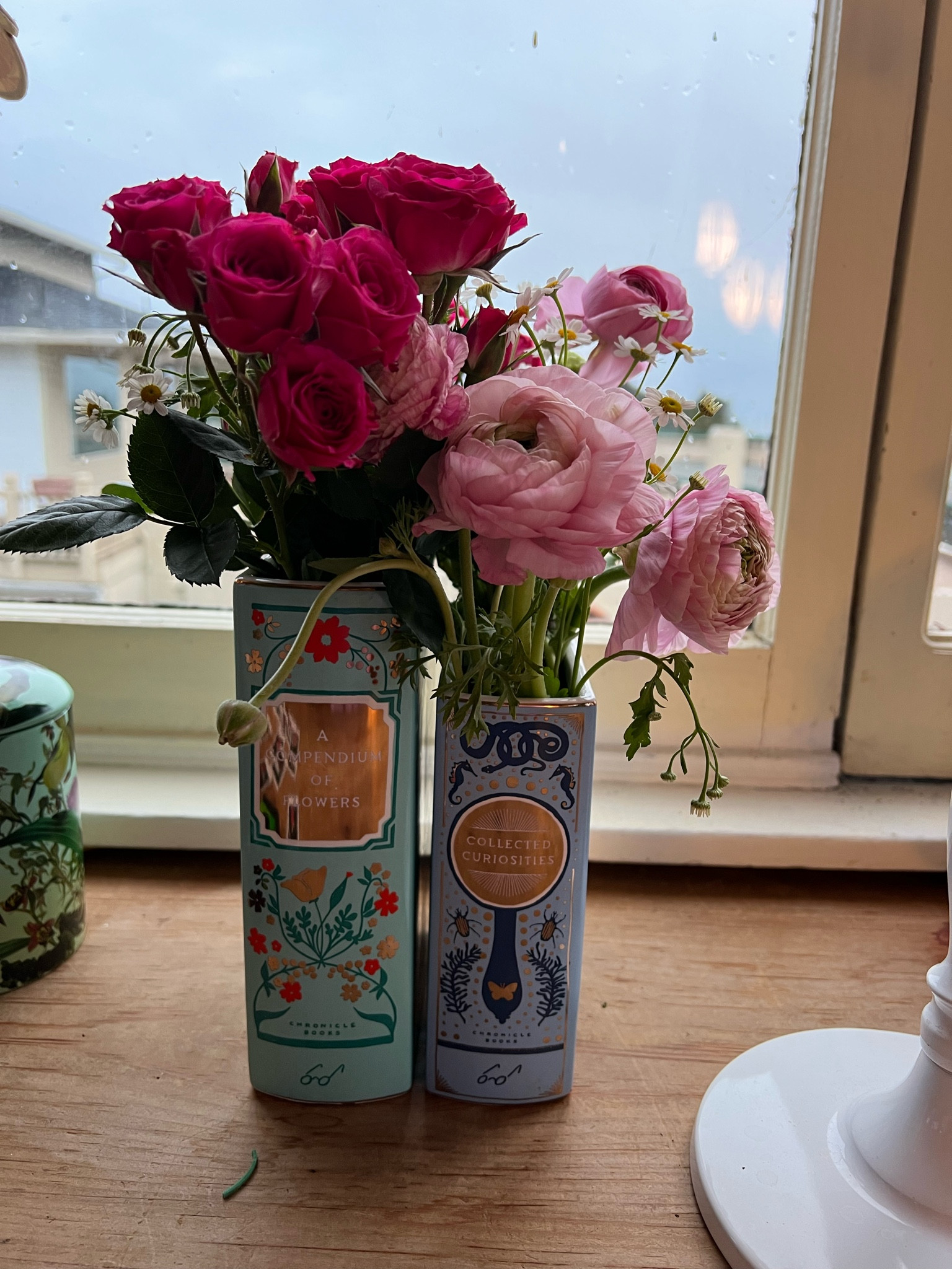 How adorable are these book vases!! So whimsical and cute  

#LTKFind #LTKunder50