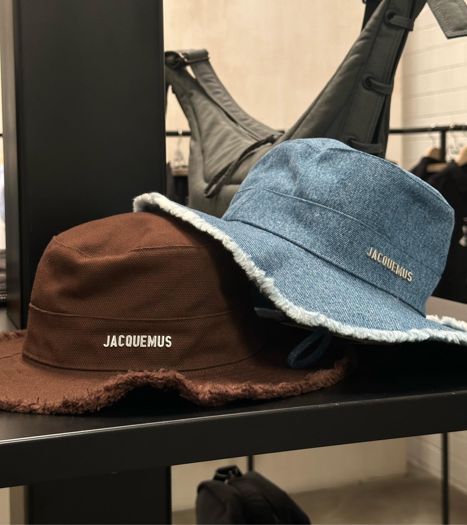 New in the stores: Jacquemus bucket hats perfect for spring summer and vacation 